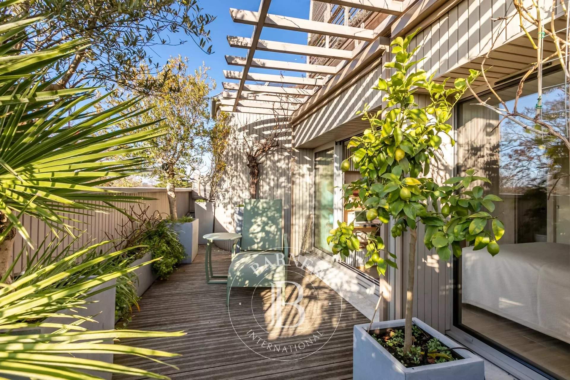 Paris  - Maison 10 Pi&egrave;ces 4 Chambres - picture 10