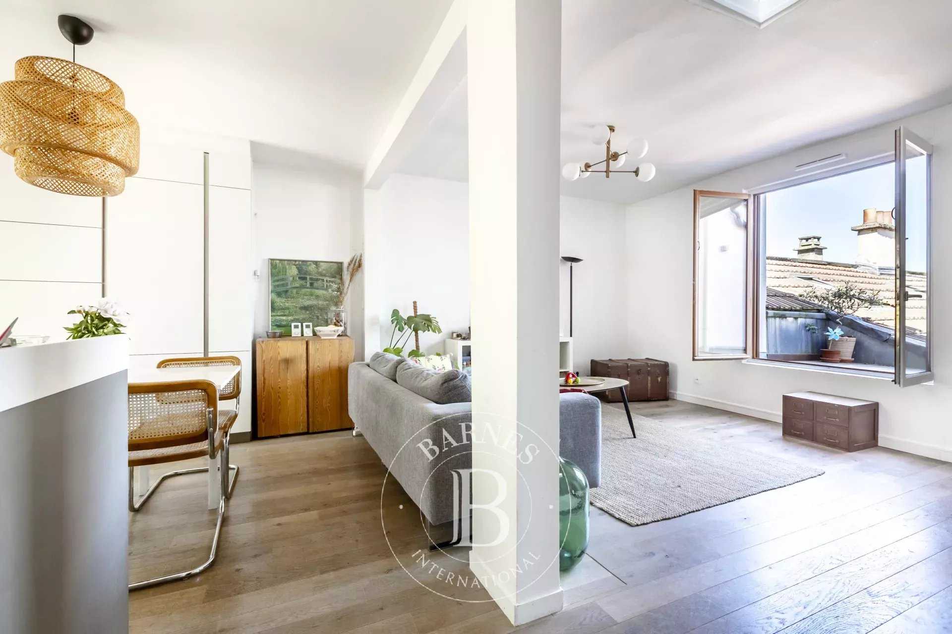Paris  - Apartment 2 Bedrooms