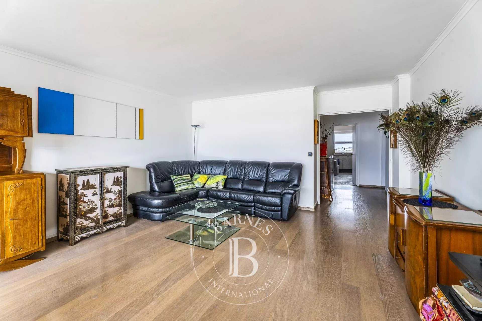 Paris  - Apartment 2 Bedrooms