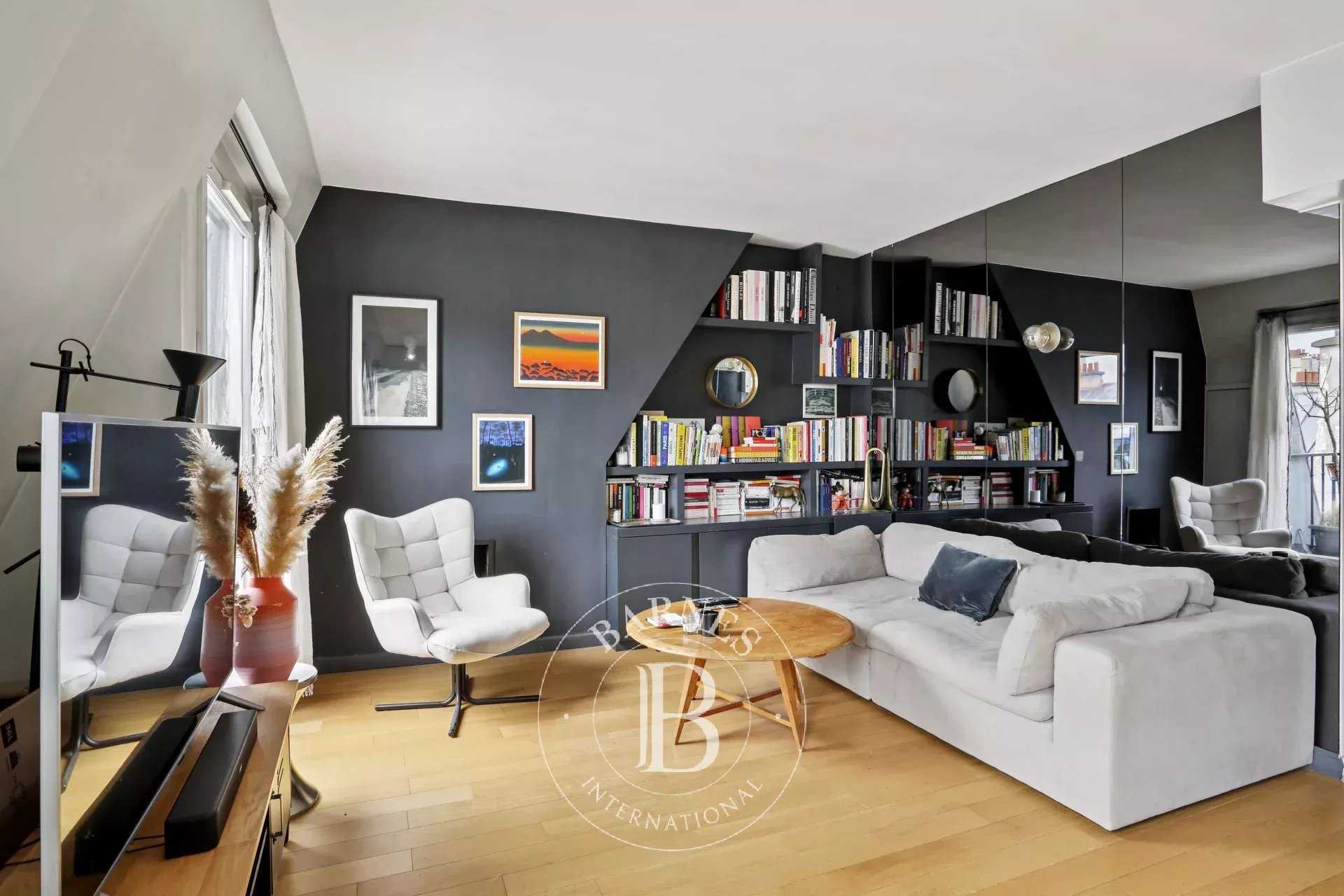 Paris  - Appartement 2 Pièces, 1 Chambre