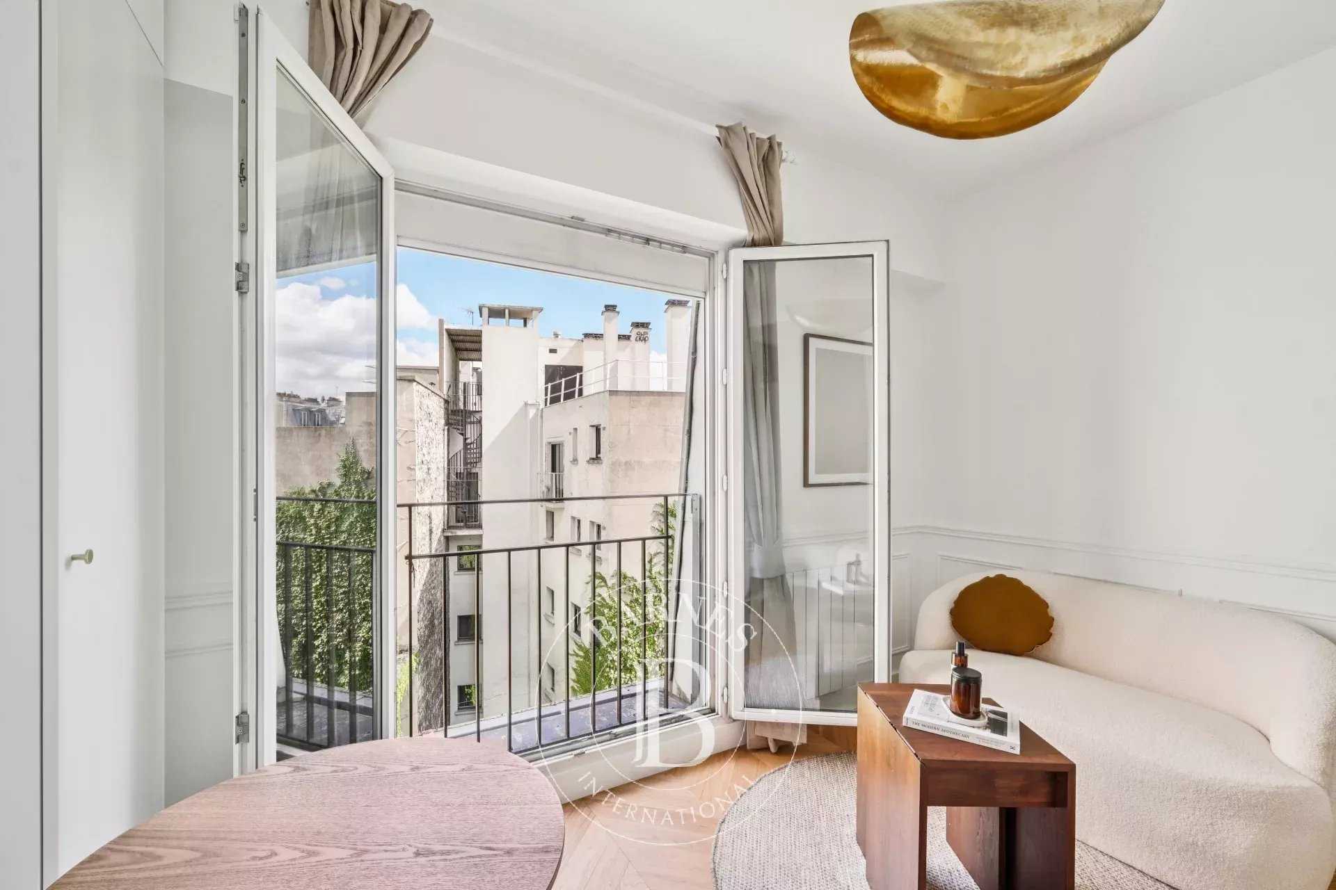 Paris  - Apartment 