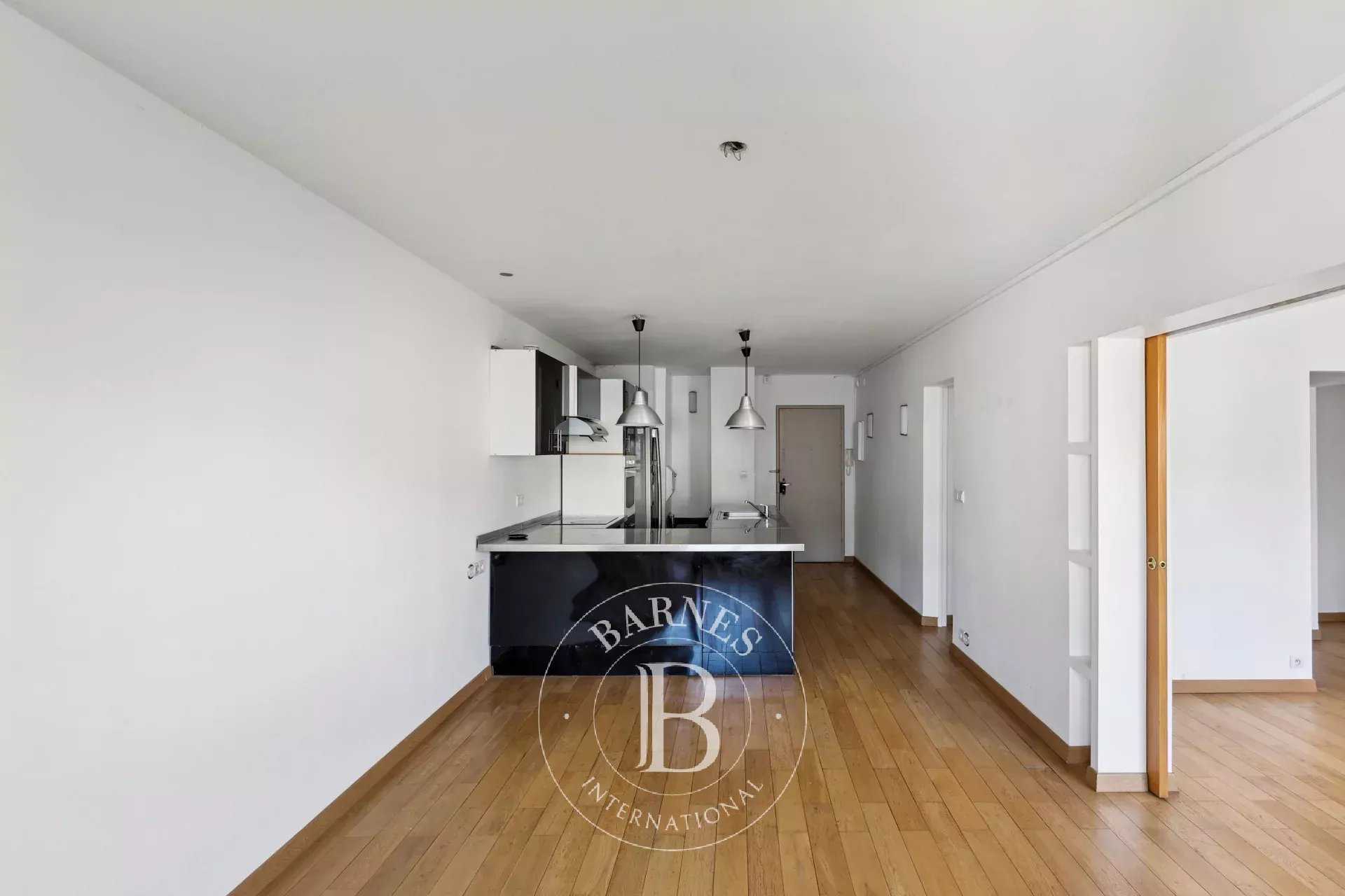 Paris  - Apartment 2 Bedrooms