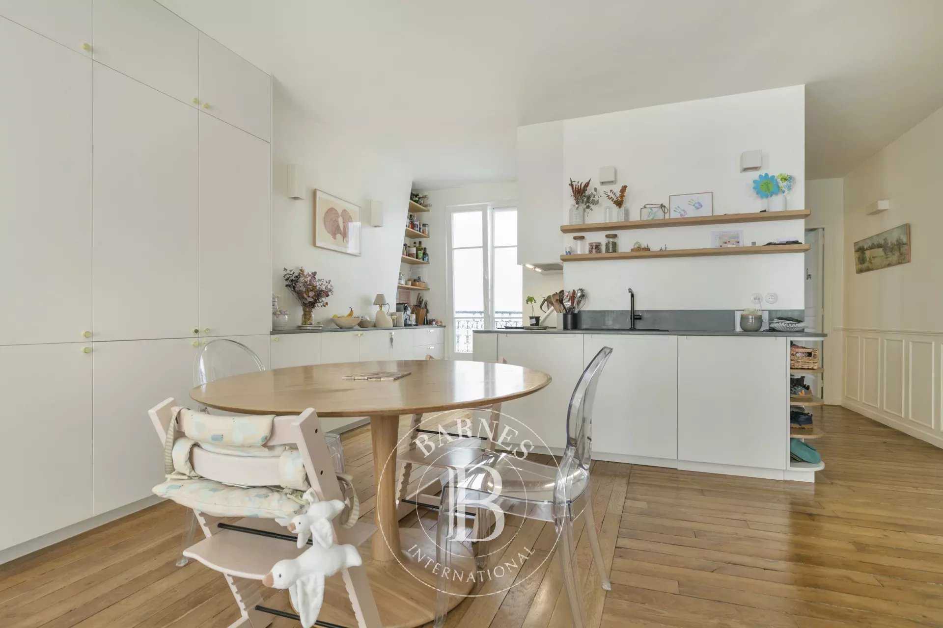 Paris  - Piso 3 Cuartos 2 Habitaciones