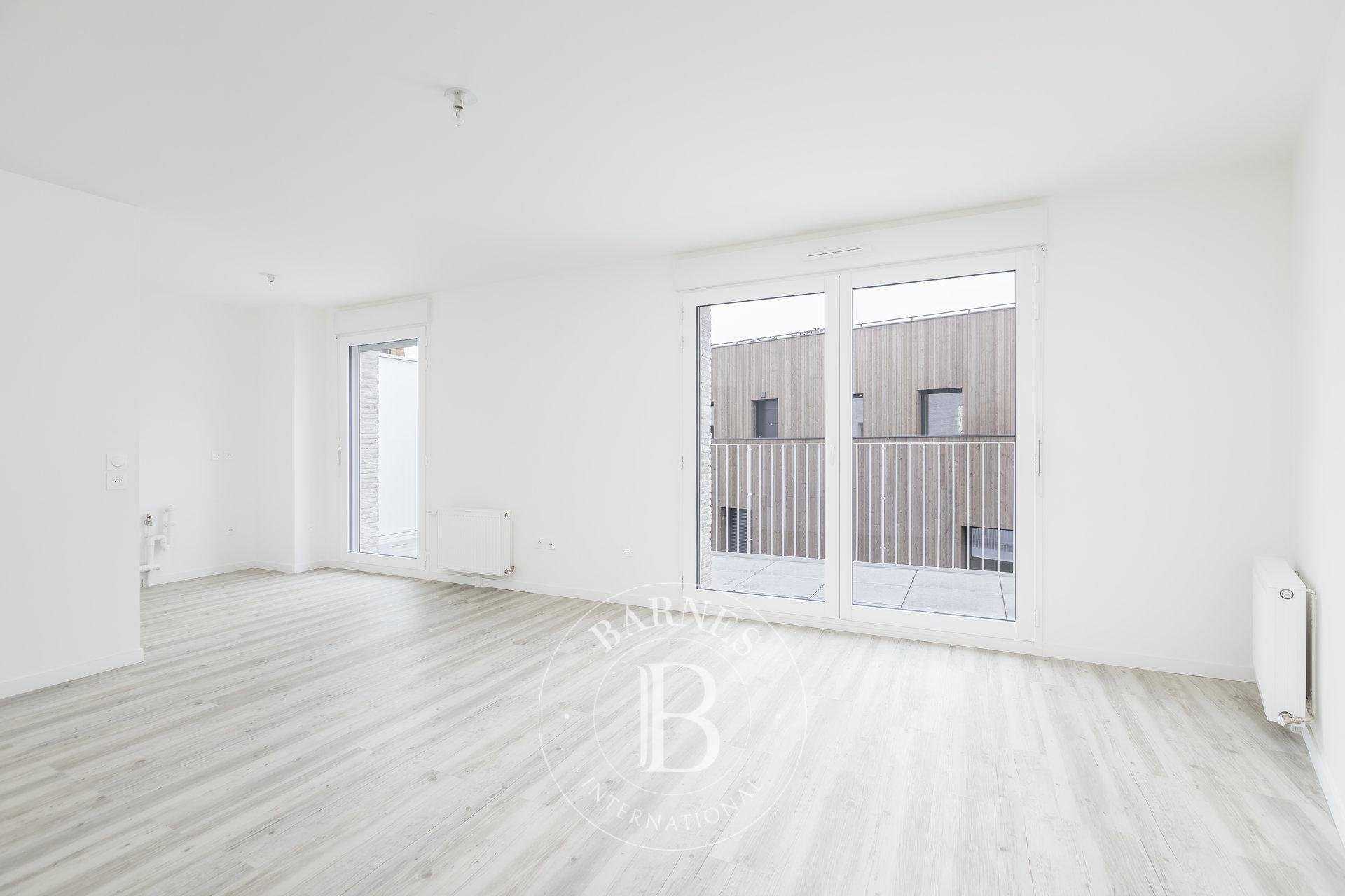 Pantin  - Apartment 2 Bedrooms