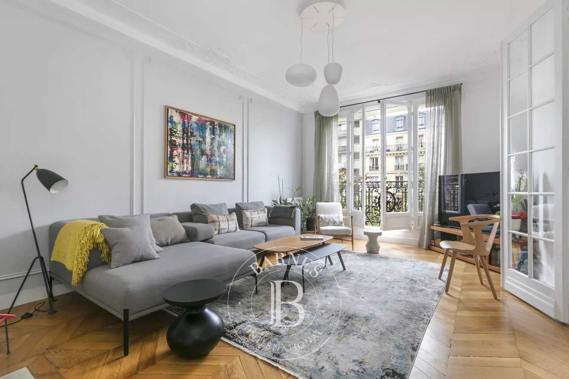 Paris  - Apartment 3 Bedrooms
