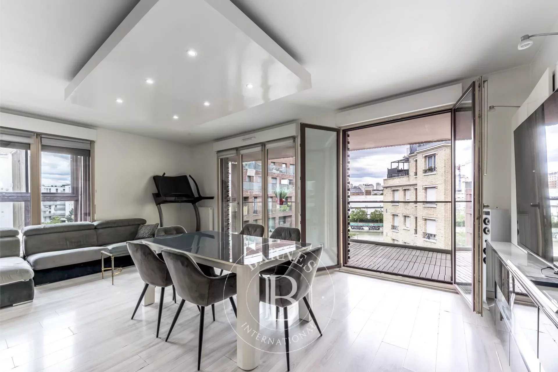 Pantin  - Appartement 6 Pièces 4 Chambres