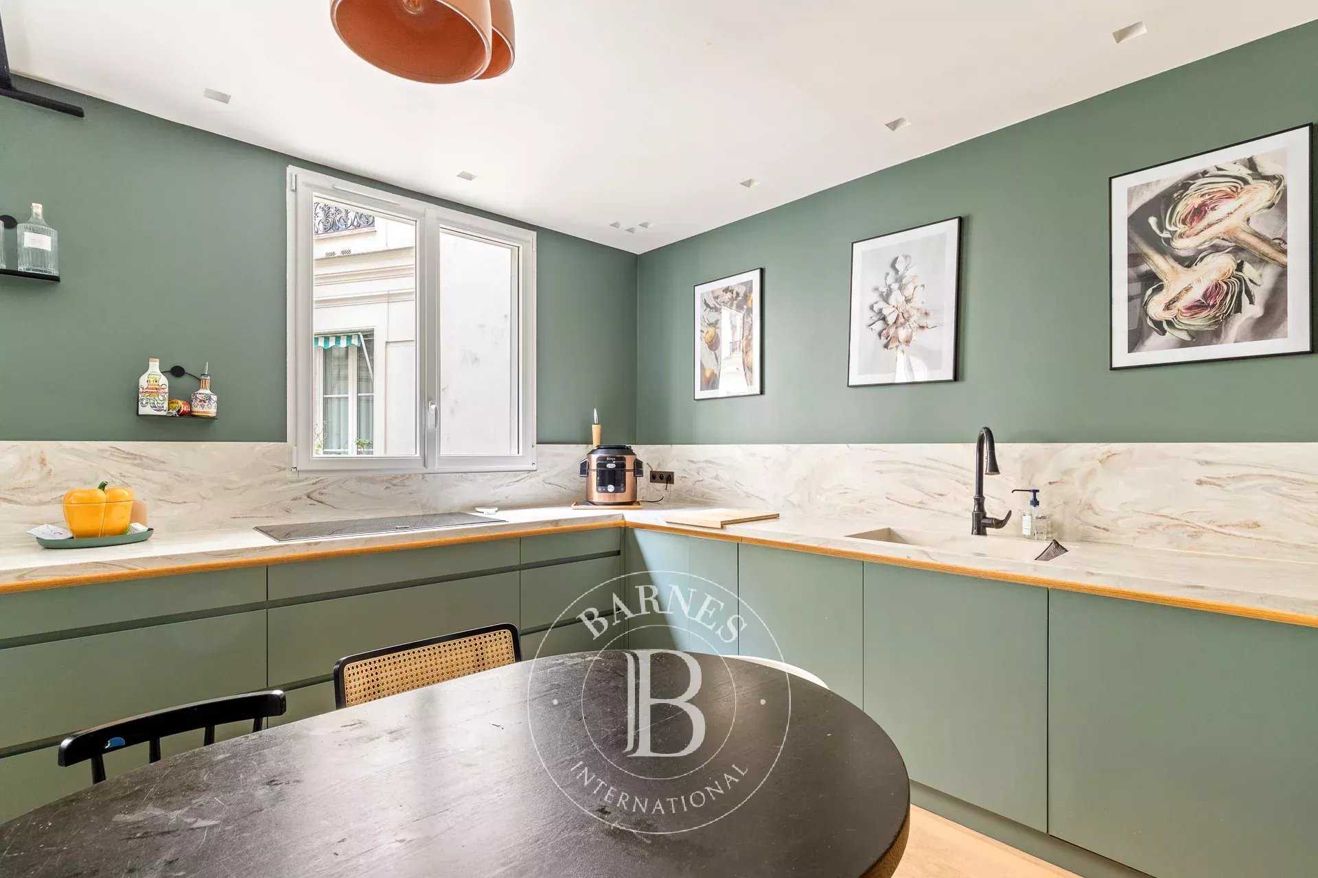 Paris  - Apartment 4 Bedrooms