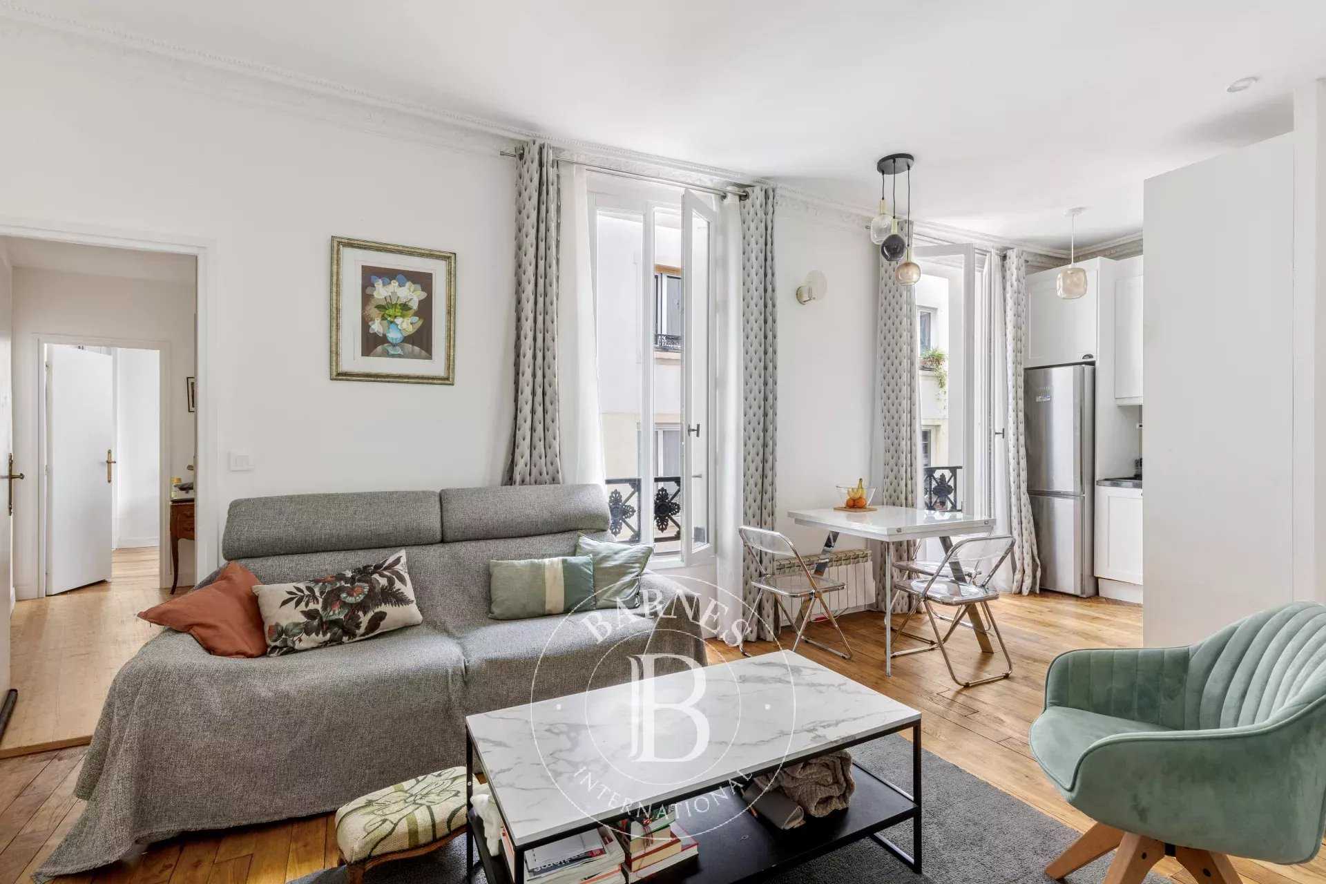 Paris  - Apartment 2 Bedrooms