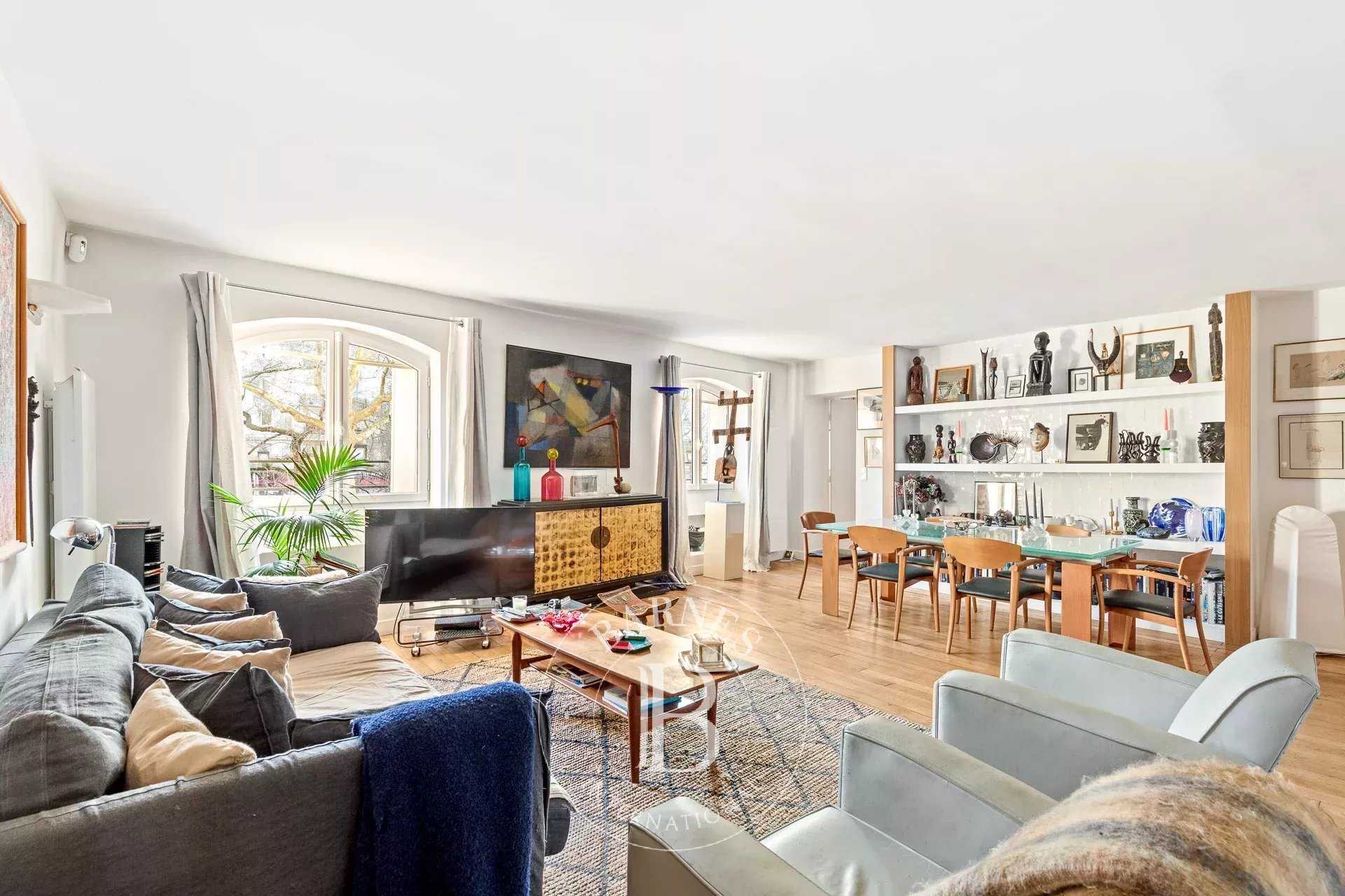 Apartment Paris 75011