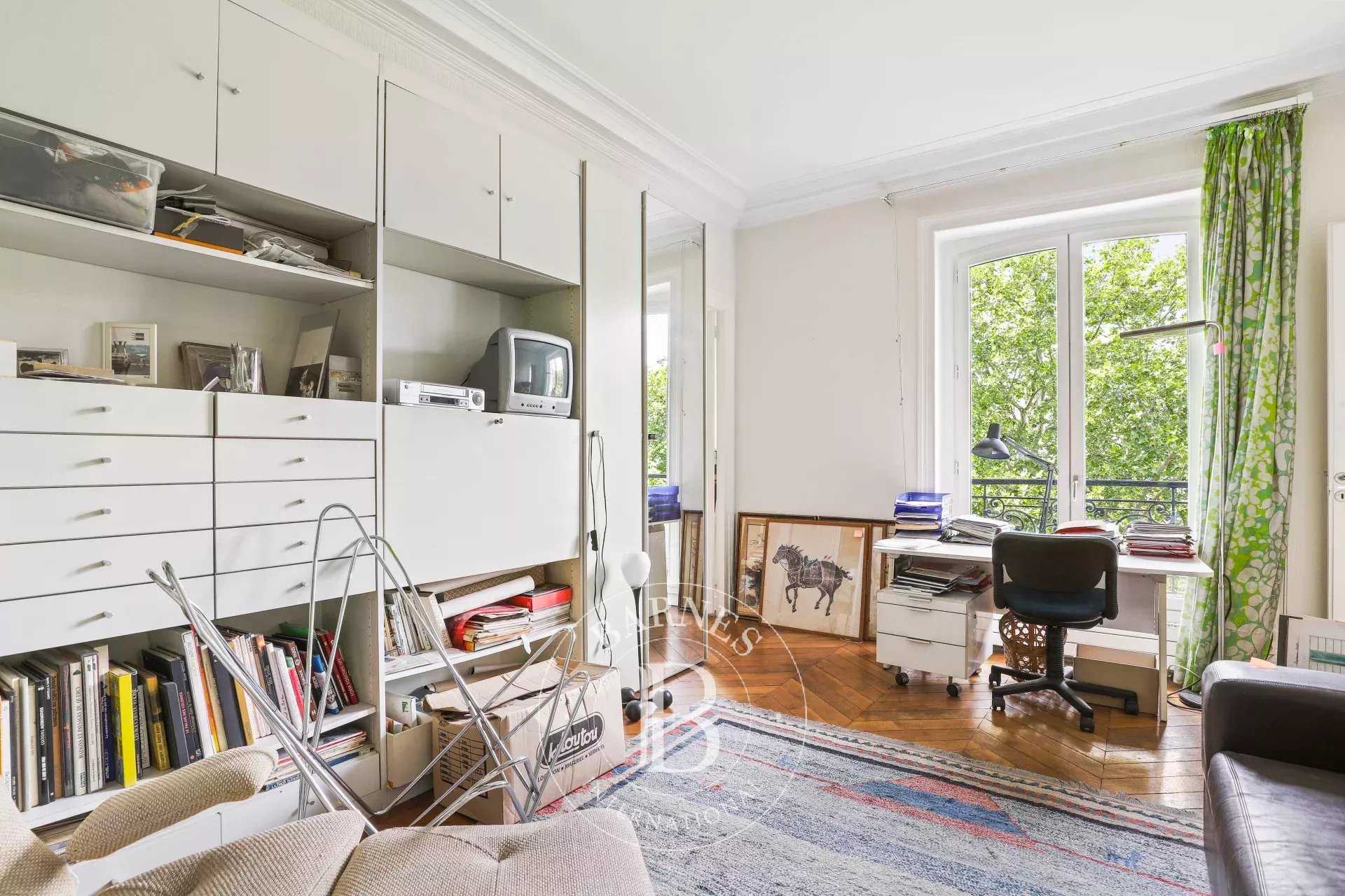 Paris  - Apartment 3 Bedrooms