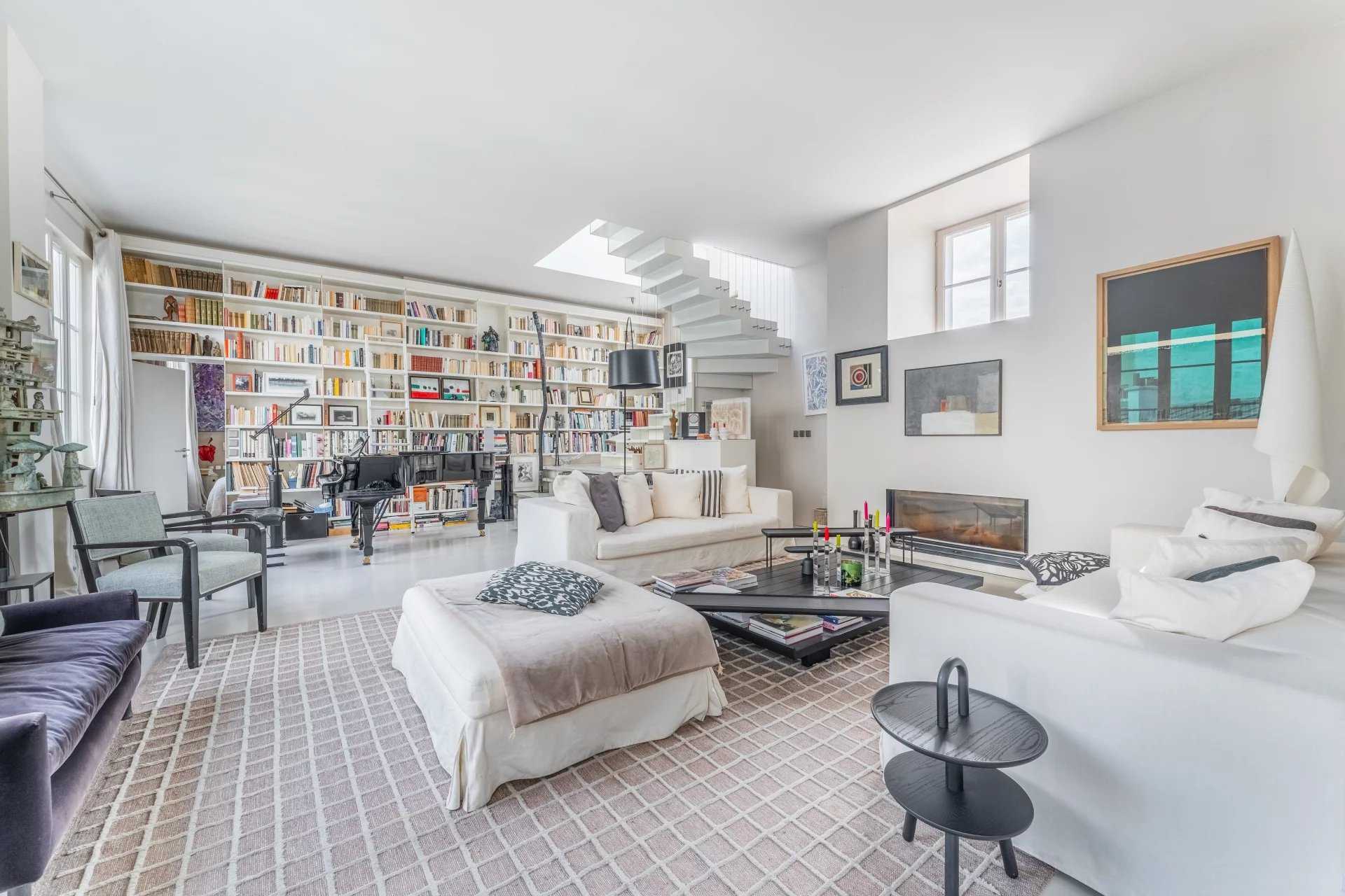 Paris  - Apartment 3 Bedrooms