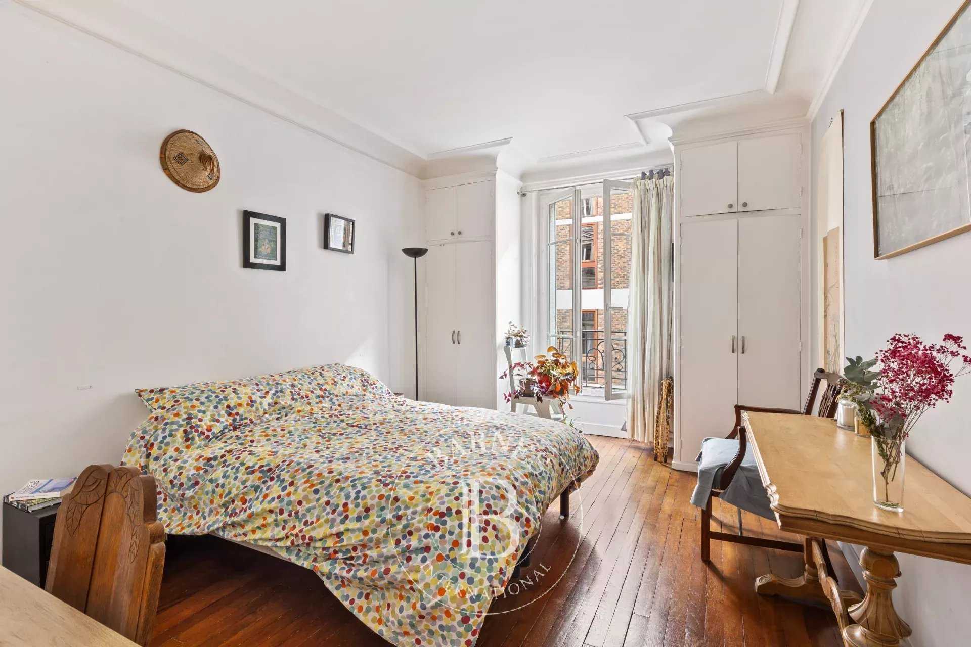 Paris  - Apartment 2 Bedrooms