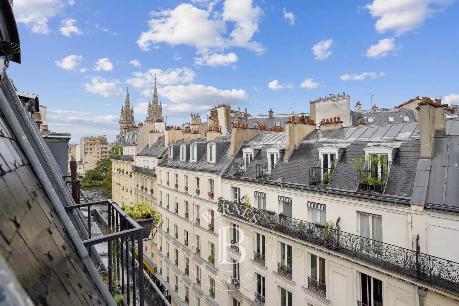 Paris  - Appartement 2 Pièces, 1 Chambre