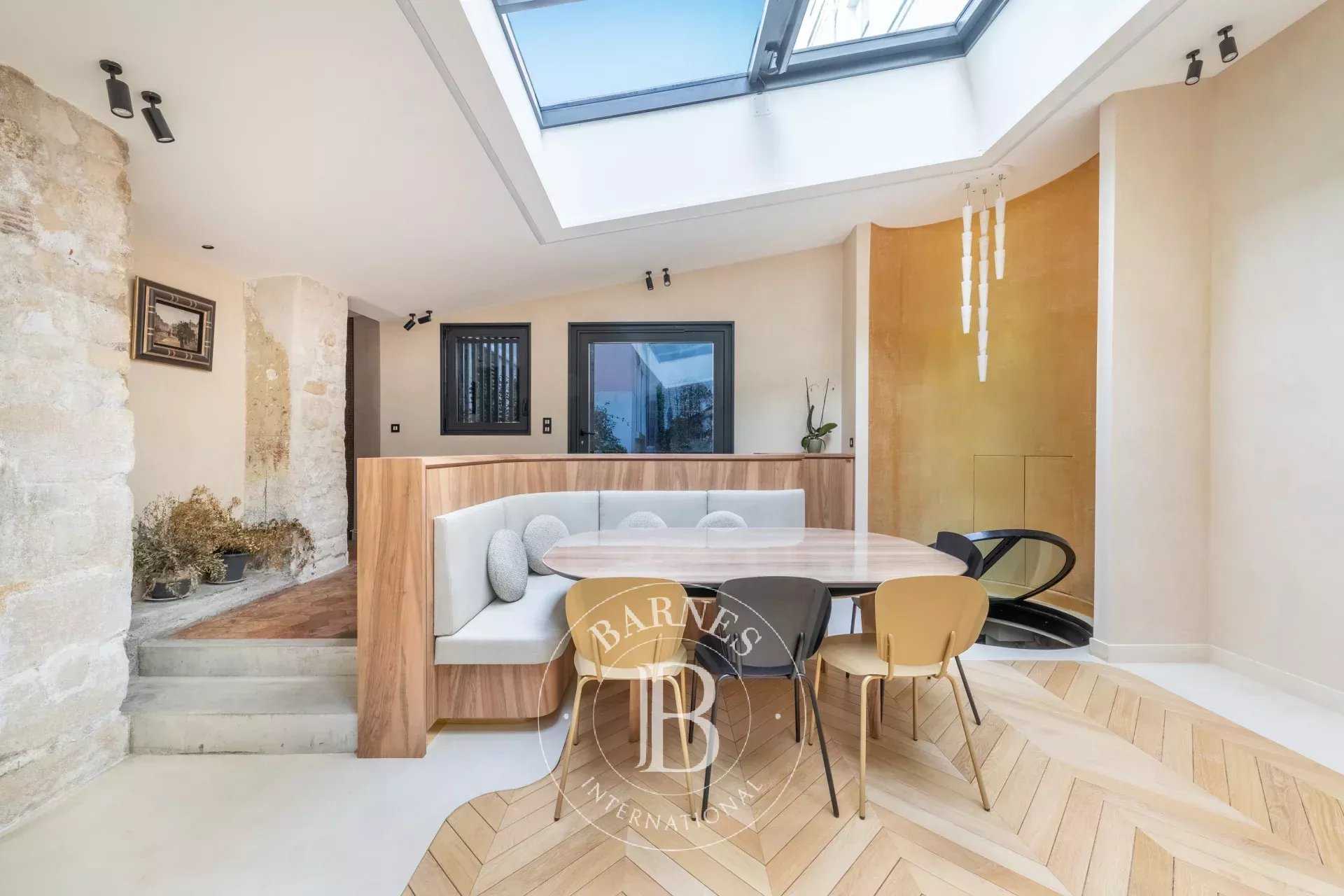 Paris  - Apartment 4 Bedrooms