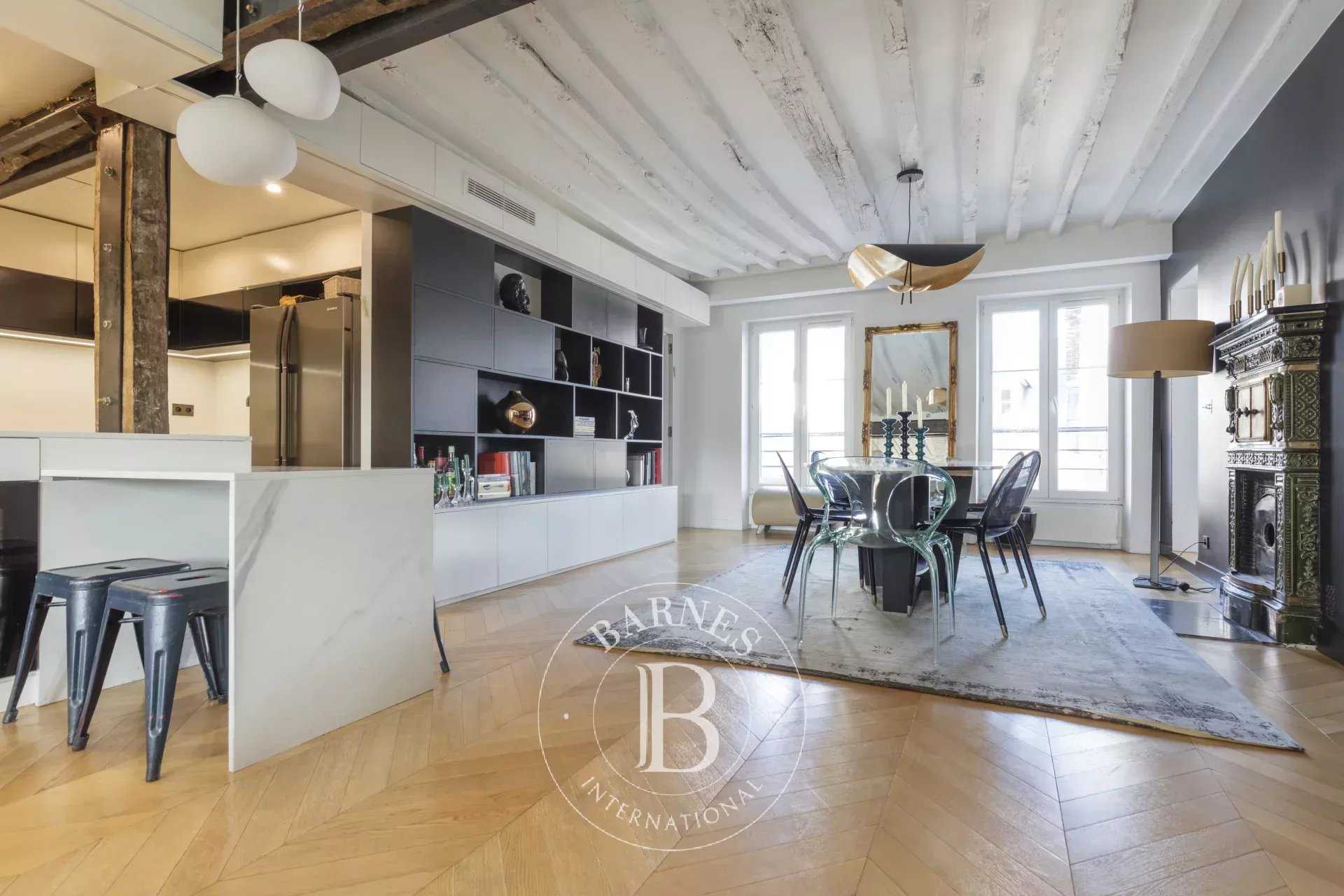 Paris  - Apartment 4 Bedrooms