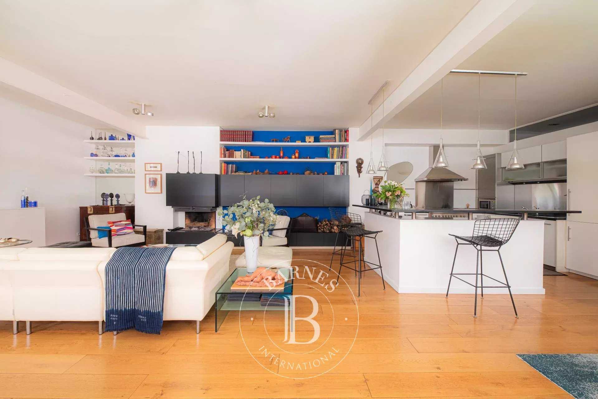Paris  - Apartment 3 Bedrooms