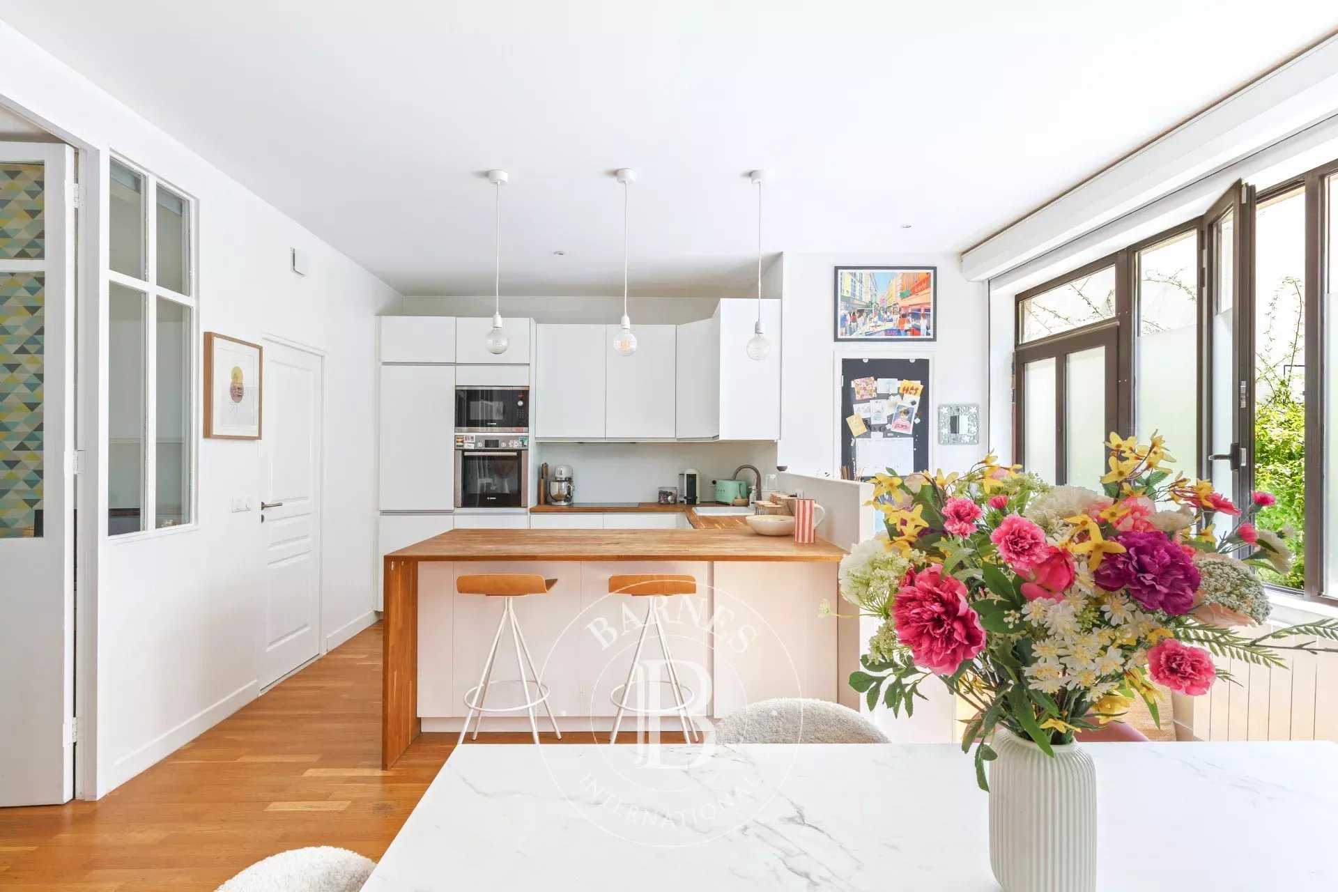 Paris  - Apartment 3 Bedrooms
