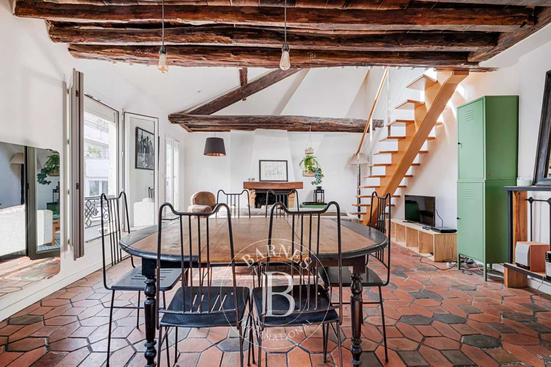 Paris  - Appartement 2 Pièces, 1 Chambre