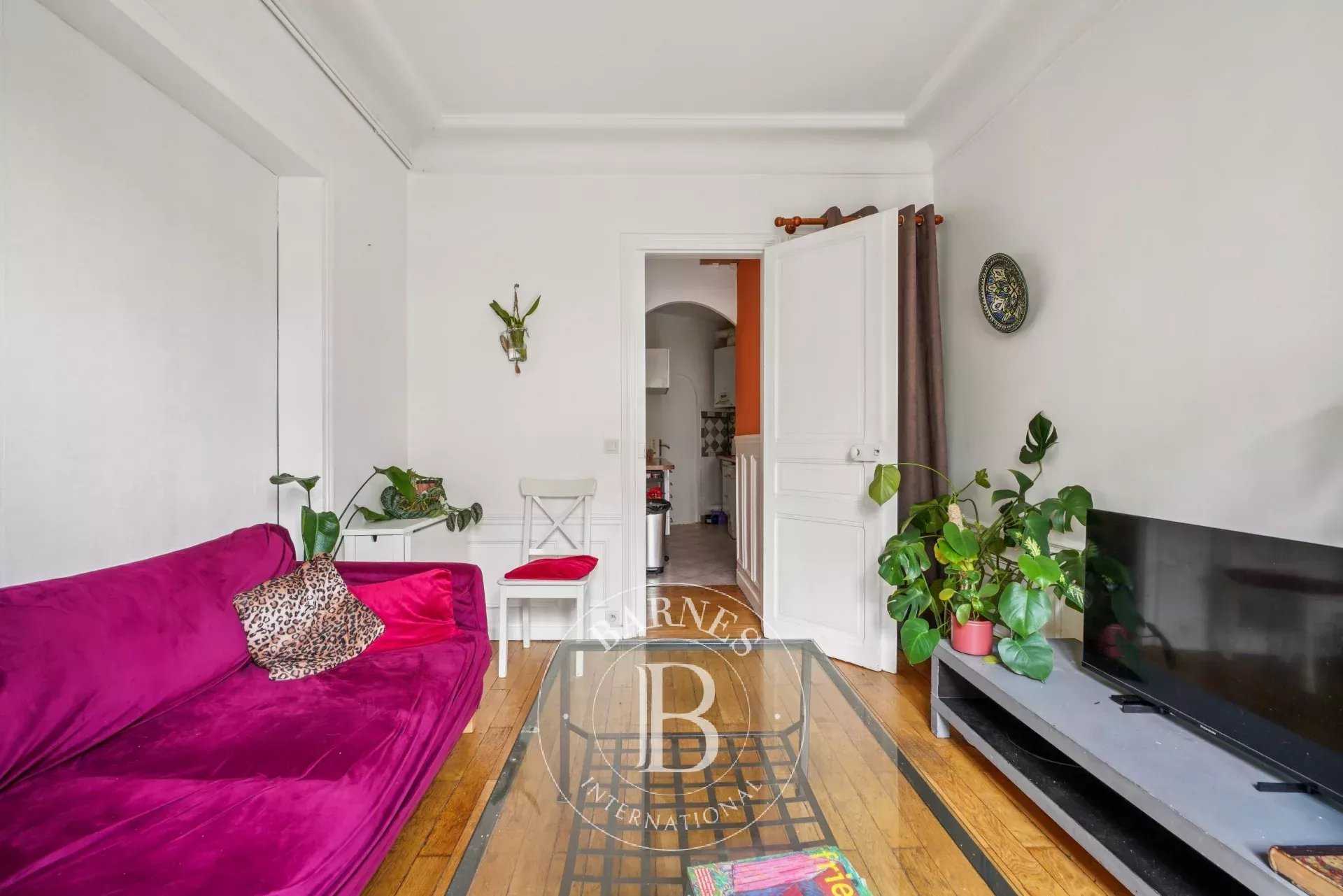 Paris  - Appartement 3 Pièces 2 Chambres