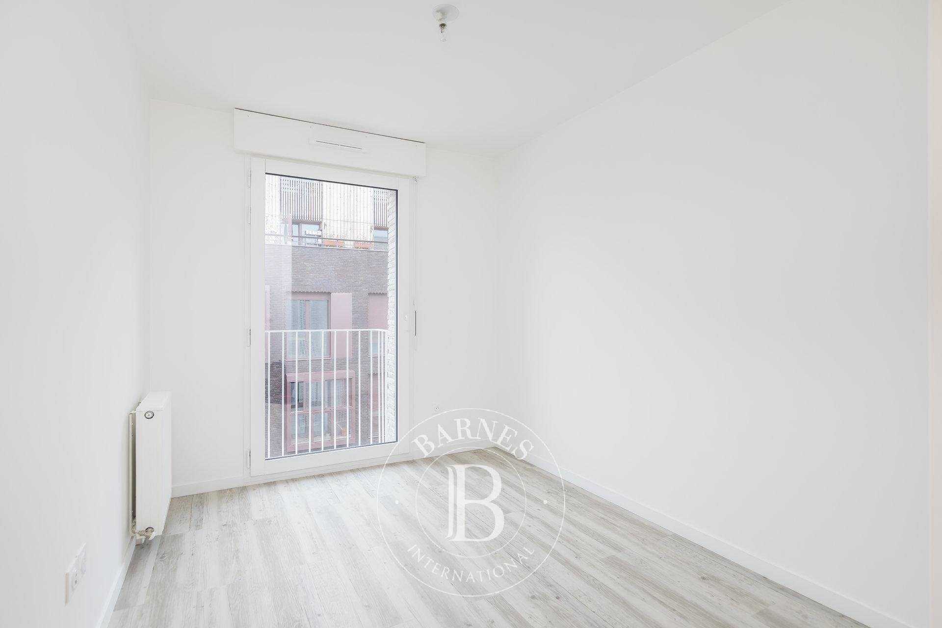 Pantin  - Apartment 2 Bedrooms