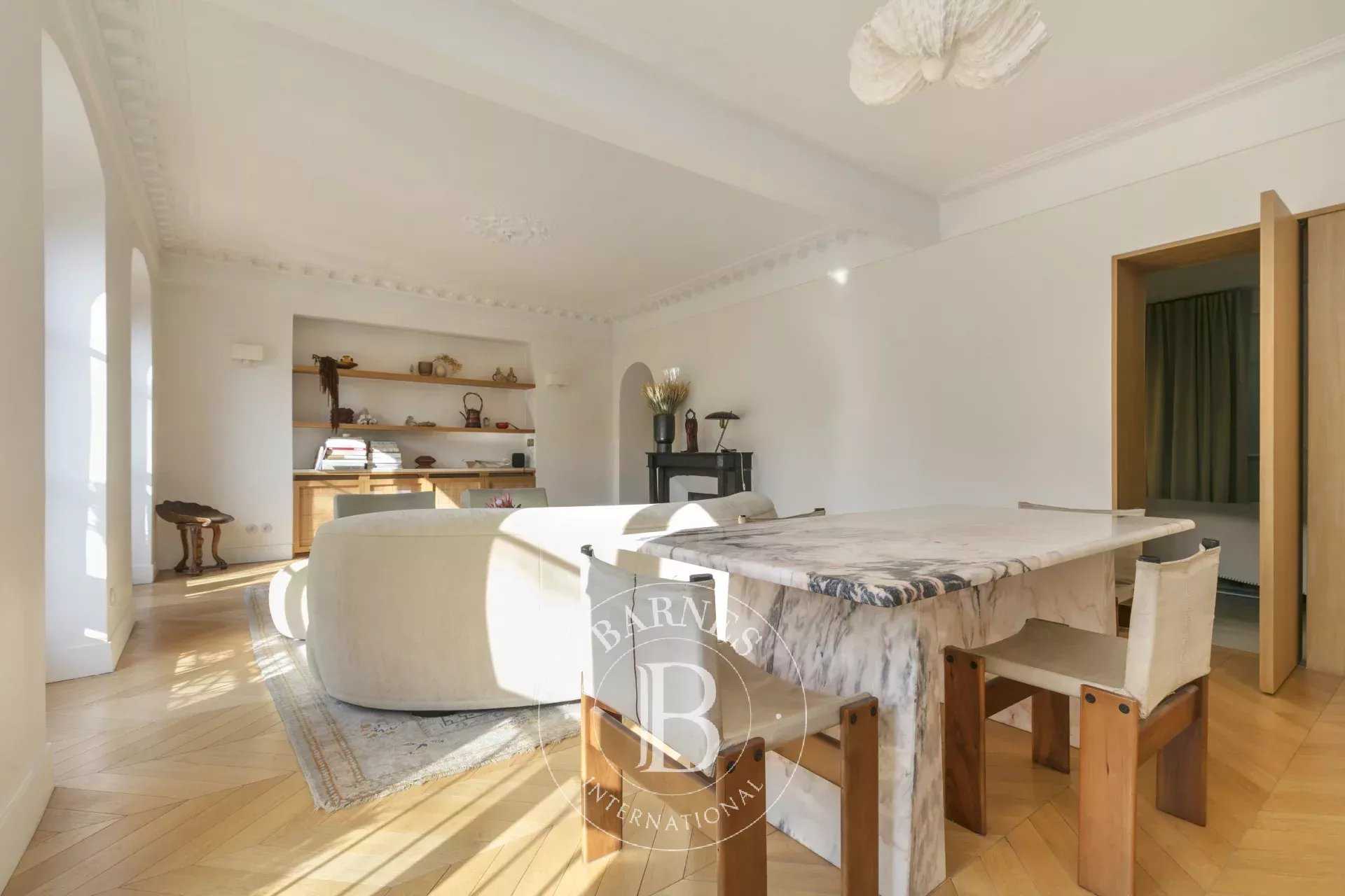 Paris  - Appartement 2 Pi&egrave;ces, 1 Chambre