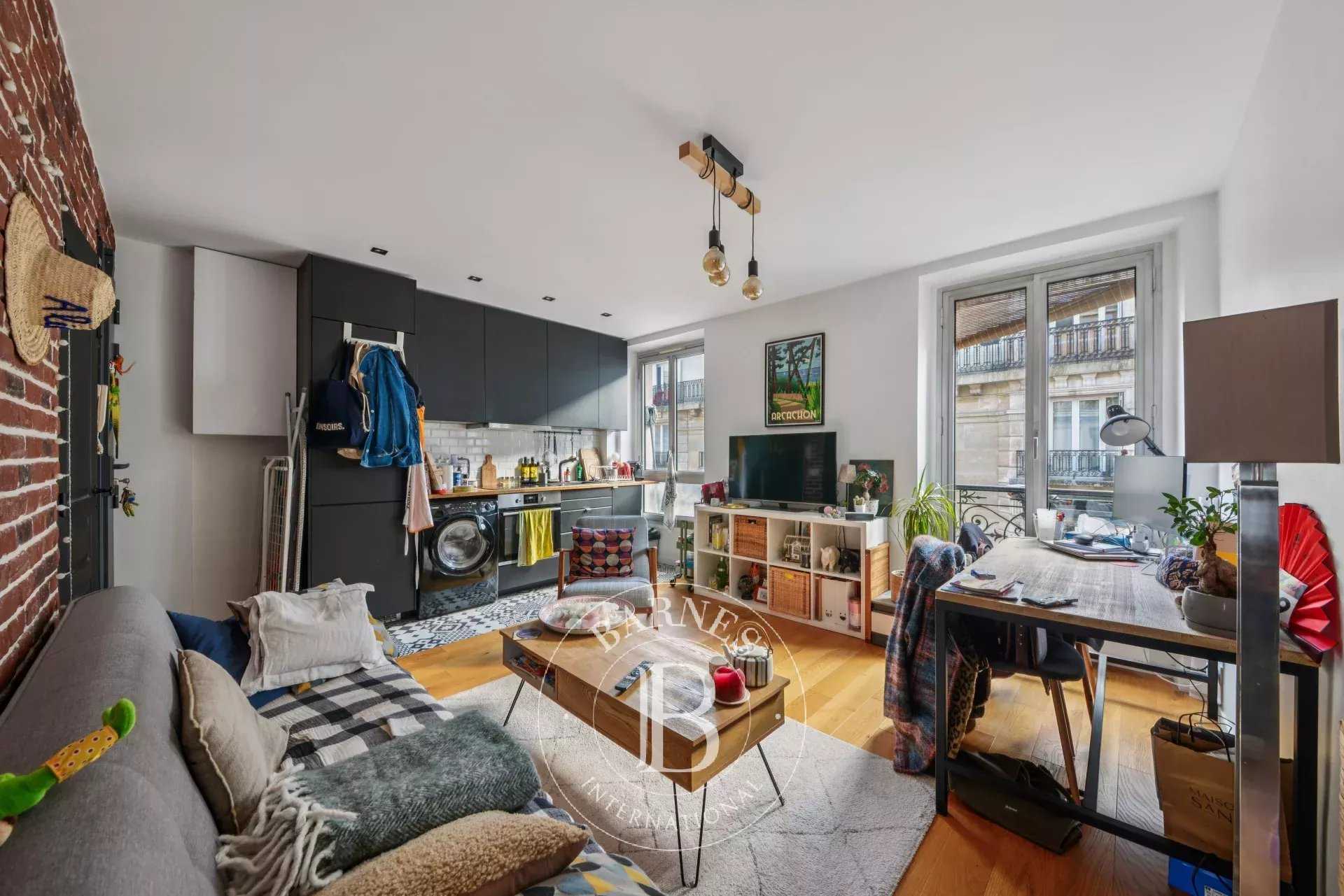 Paris  - Appartement 2 Pi&egrave;ces, 1 Chambre