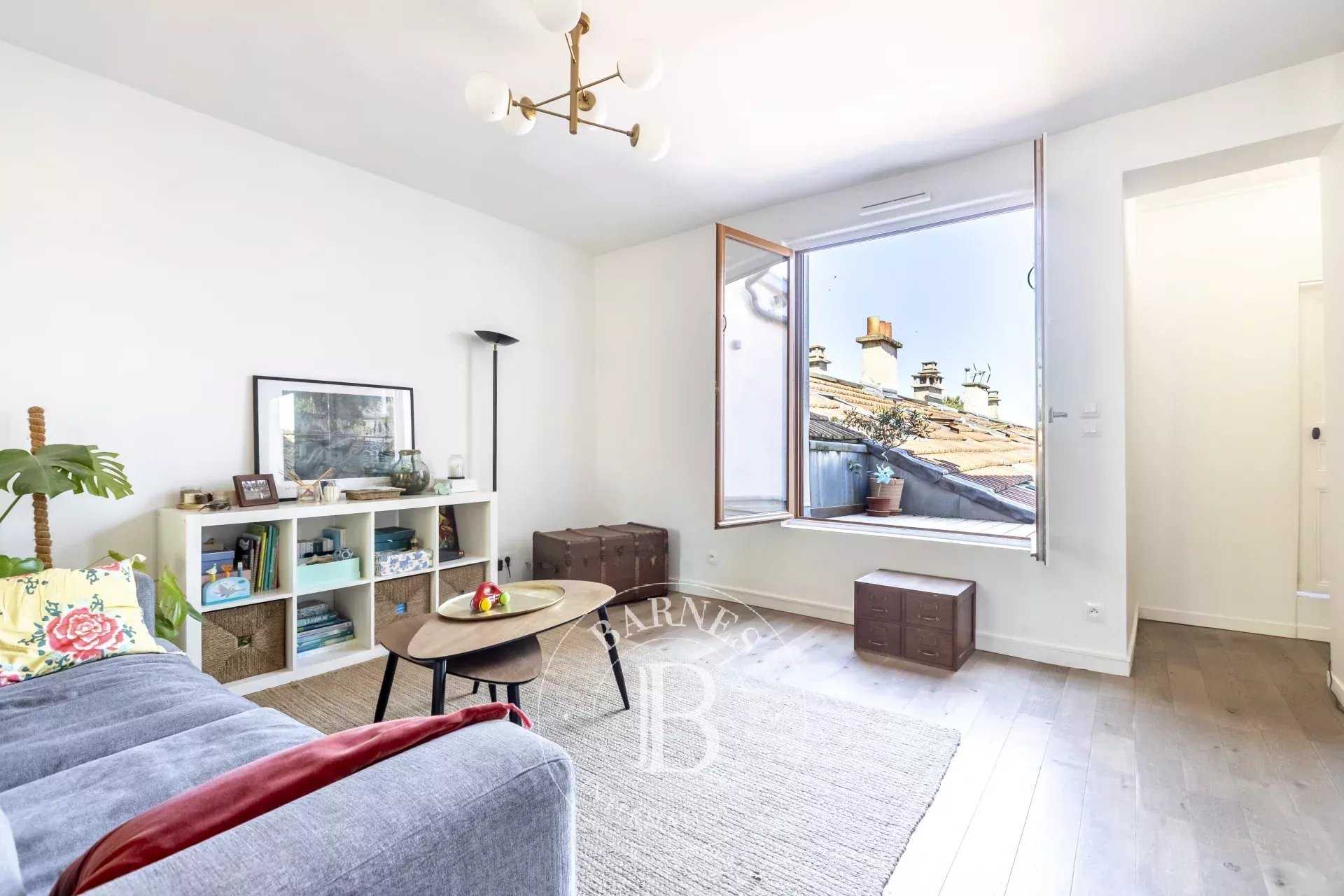 Paris  - Apartment 2 Bedrooms