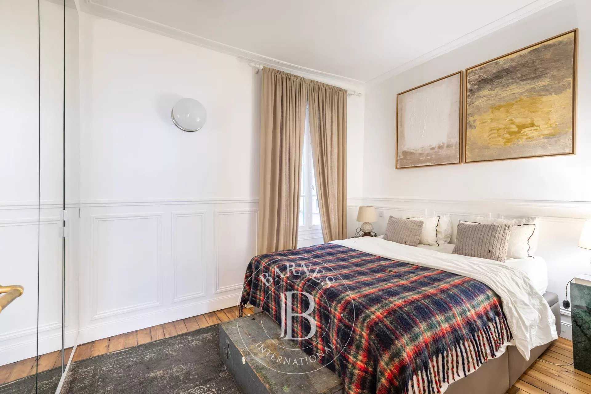 Paris  - Apartment 2 Bedrooms