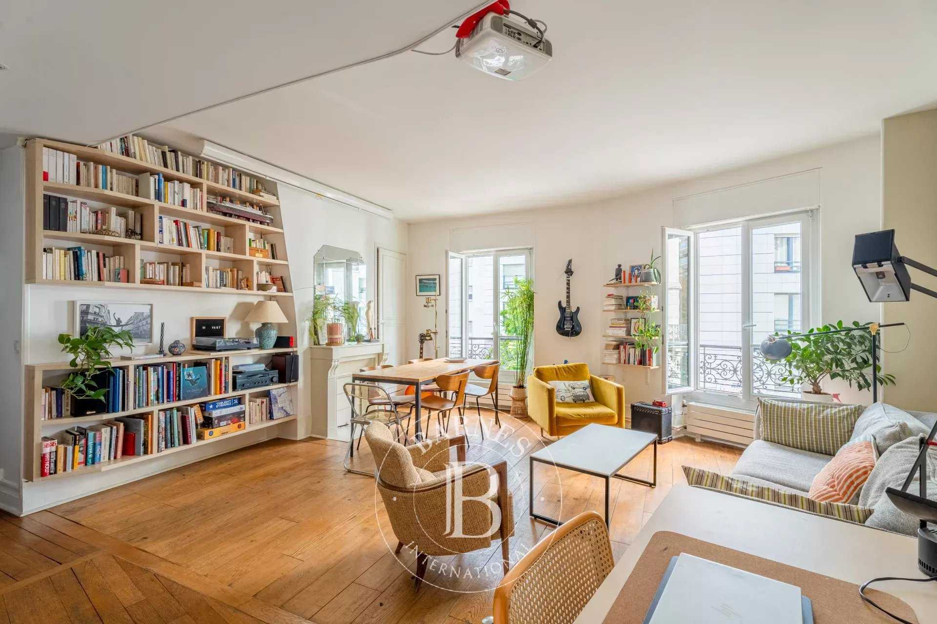 Paris  - Apartment 2 Bedrooms