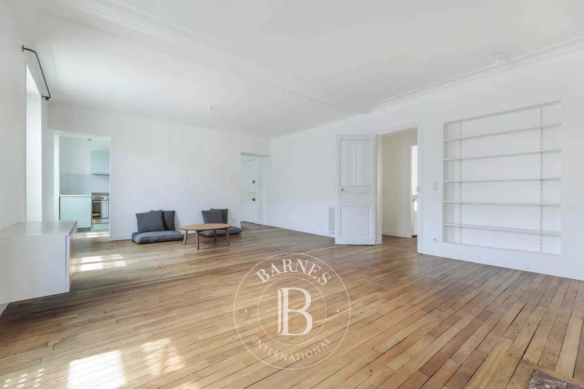 Paris  - Apartment 2 Bedrooms