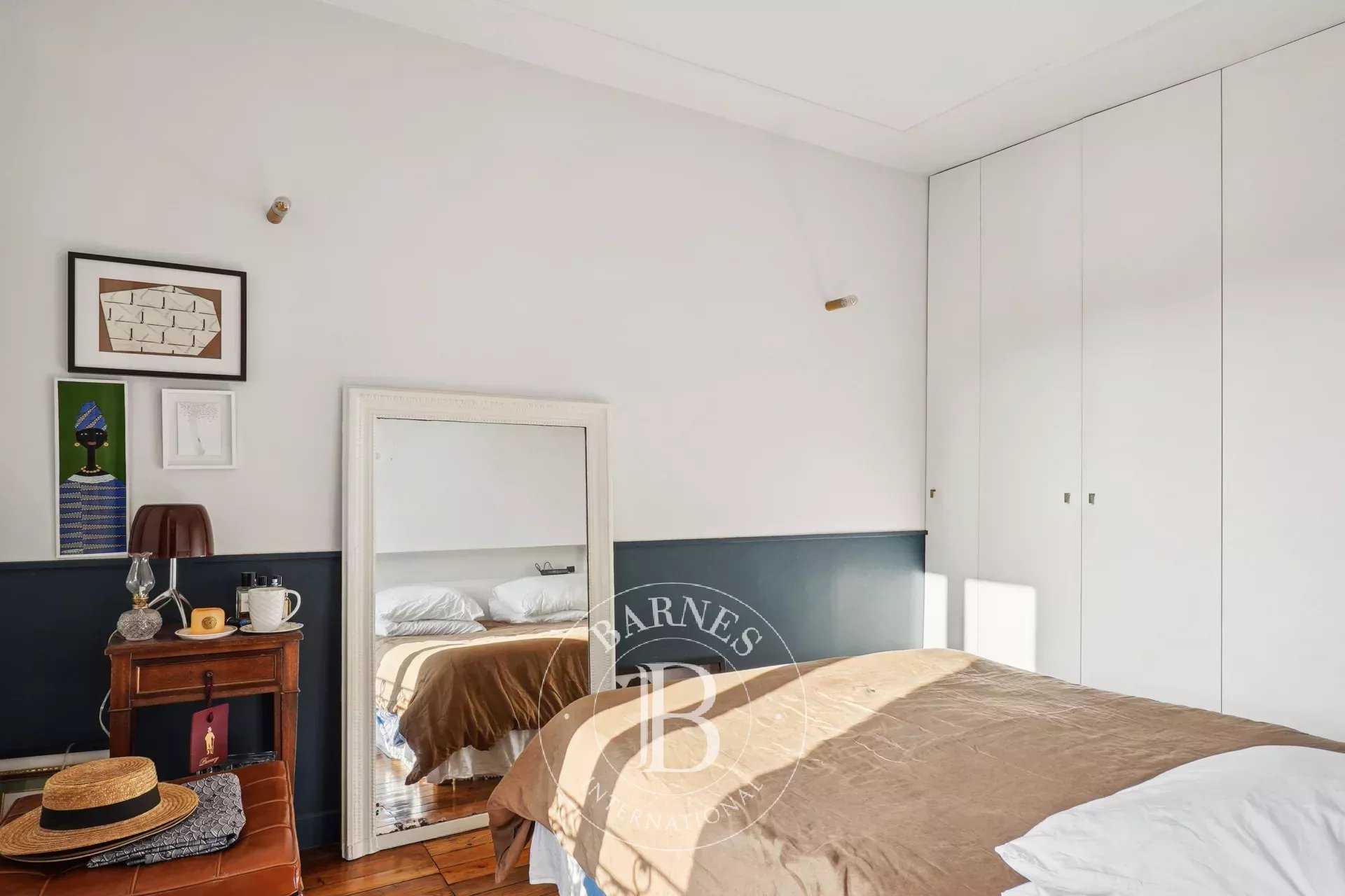 Paris  - Appartement 2 Pièces, 1 Chambre