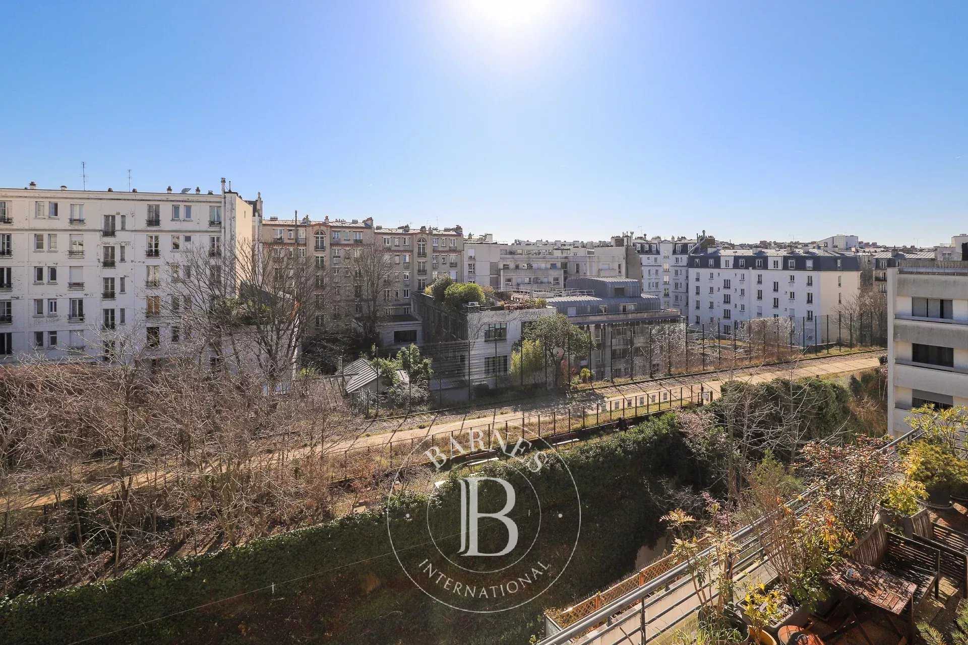 Paris  - Apartment 3 Bedrooms