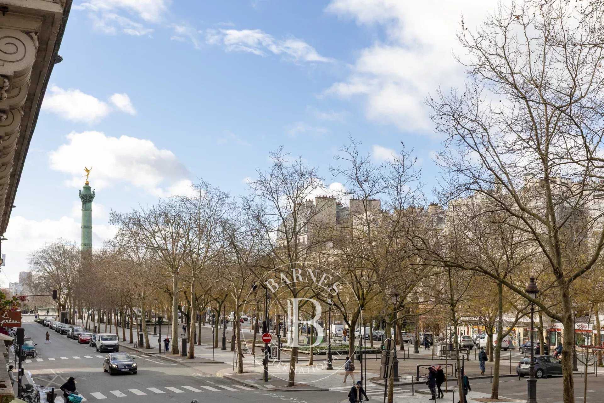 Paris  - Apartment 5 Bedrooms