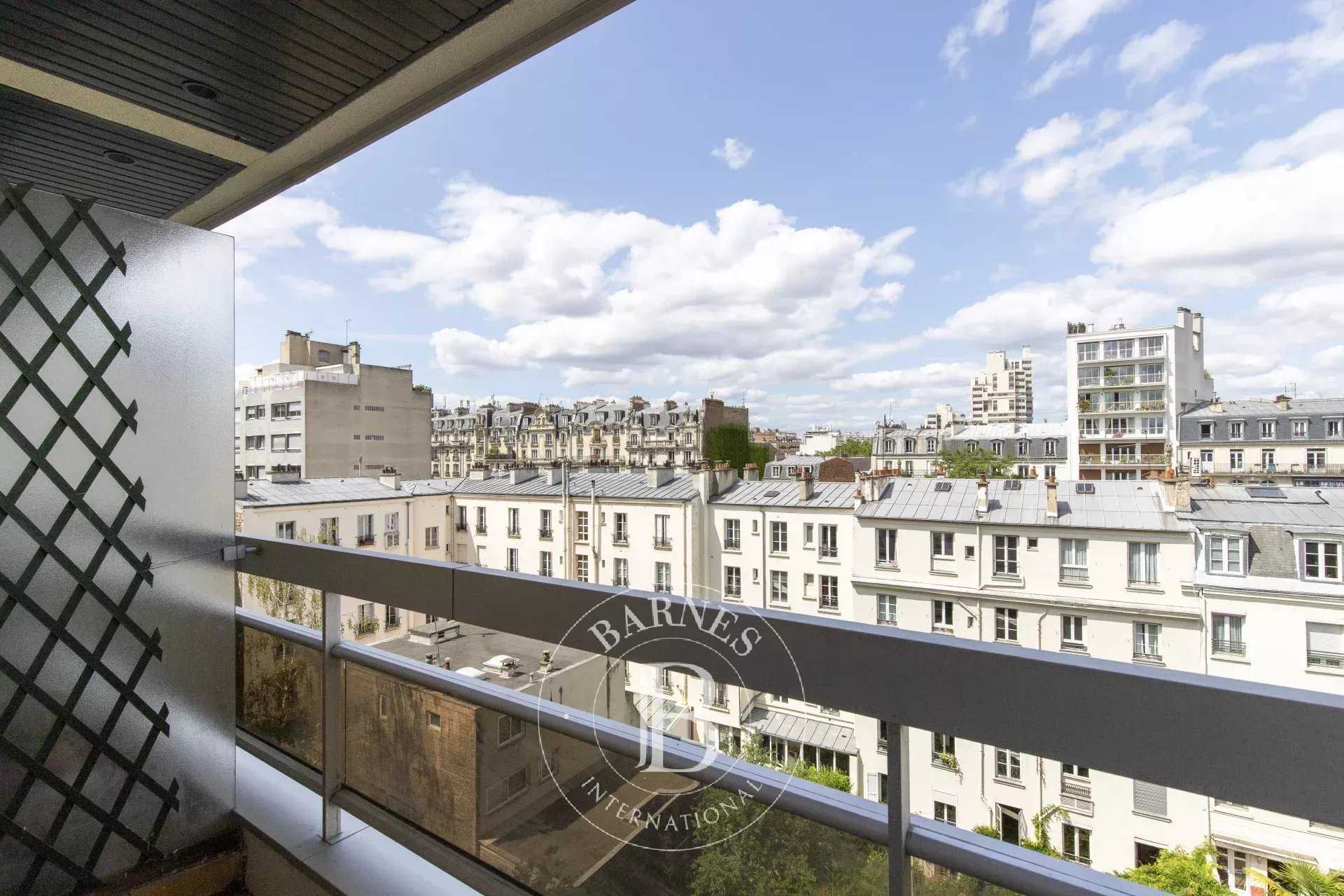 Apartment Paris 75012