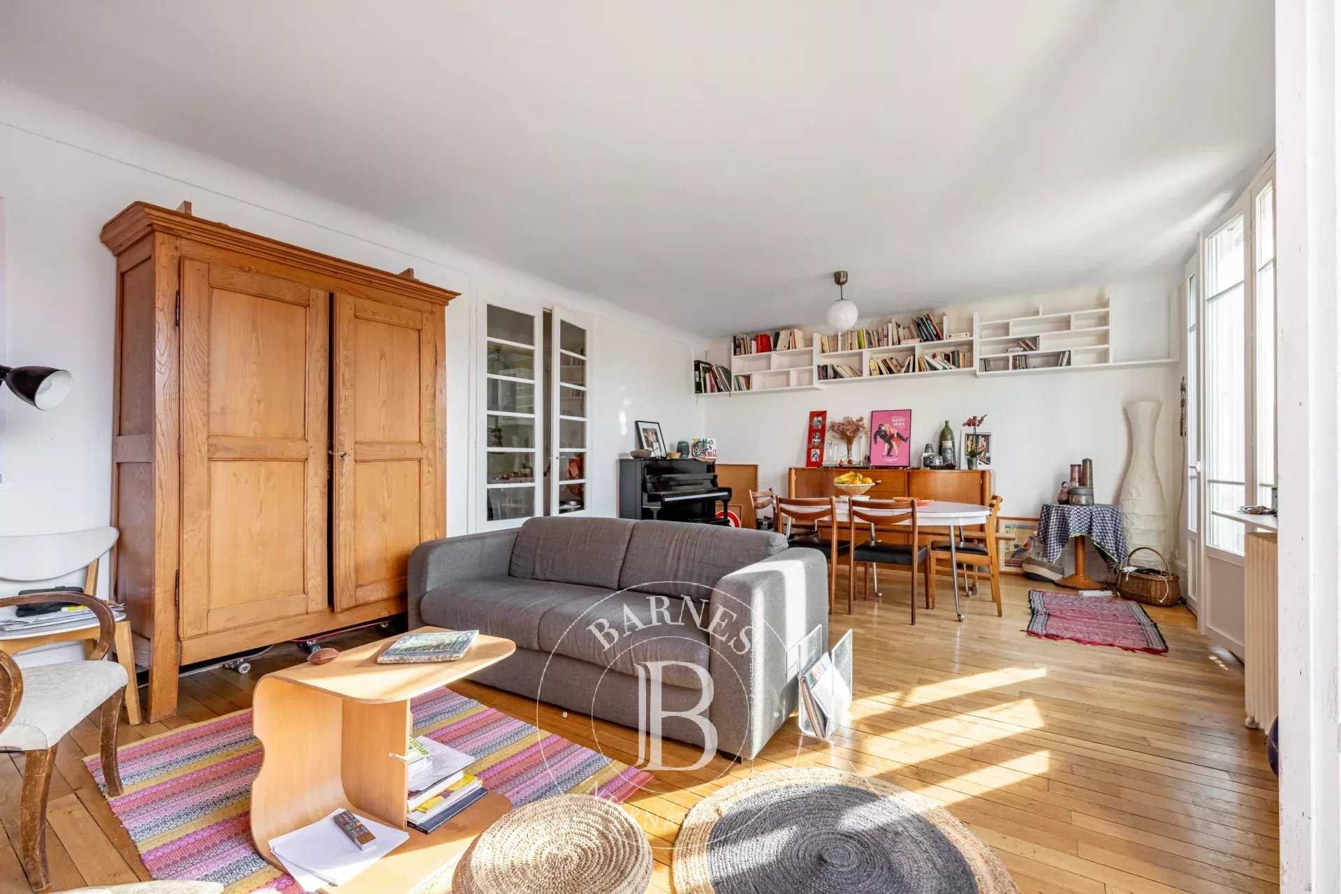 Paris  - Apartment 3 Bedrooms