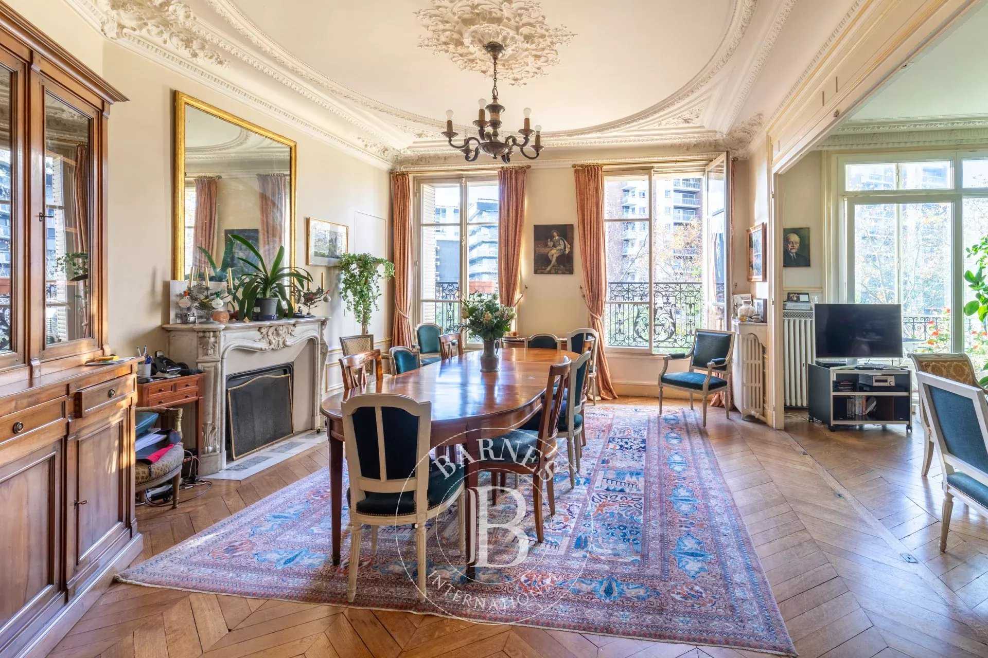 Apartment Paris 75011  -  ref 83682993 (picture 2)