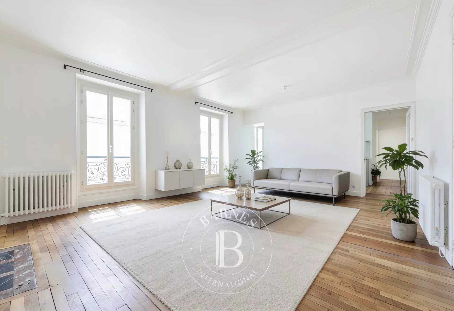 Apartment Paris 75012  -  ref 87154986 (picture 1)