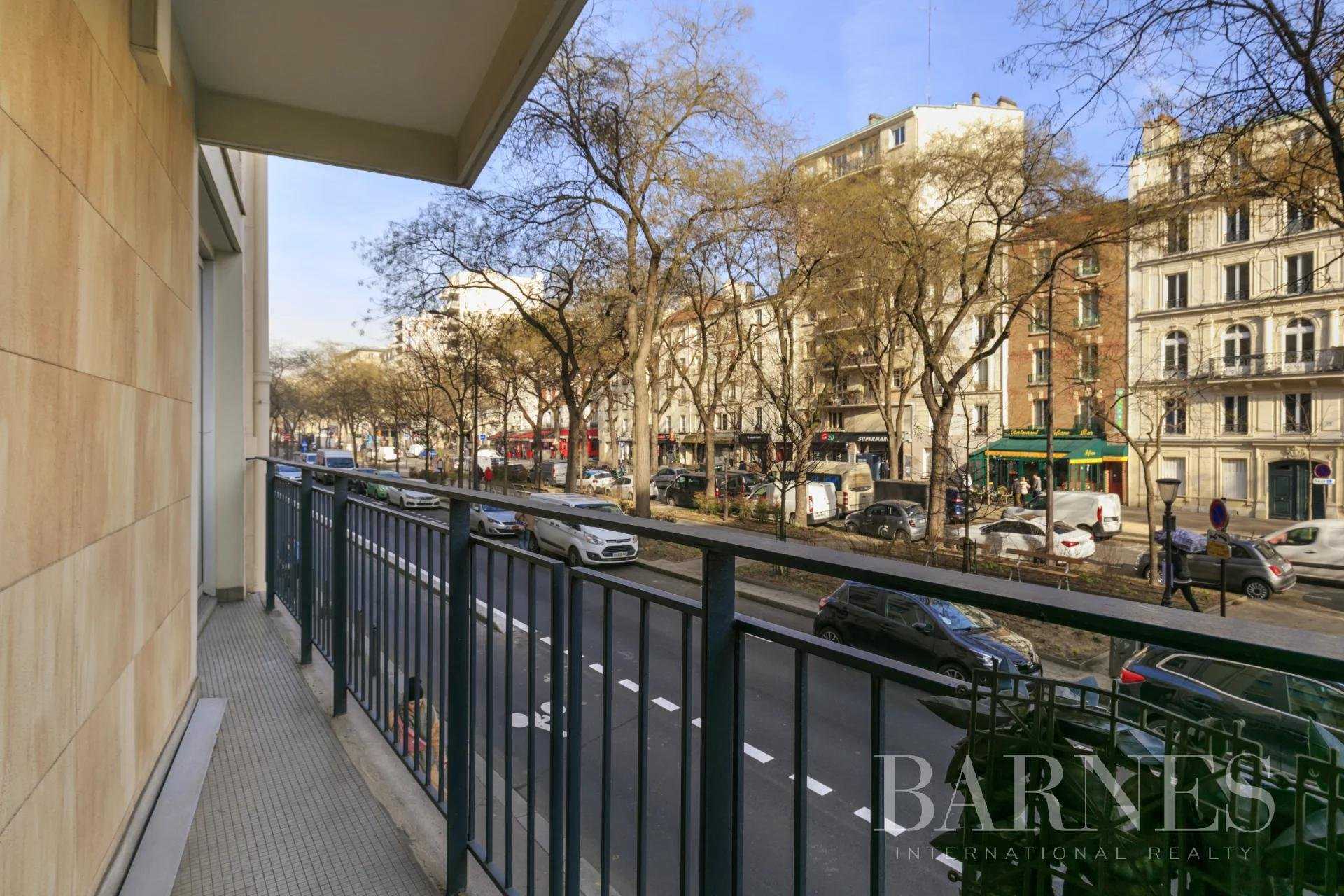 Appartement Paris 75011  -  ref 8125621 (picture 3)