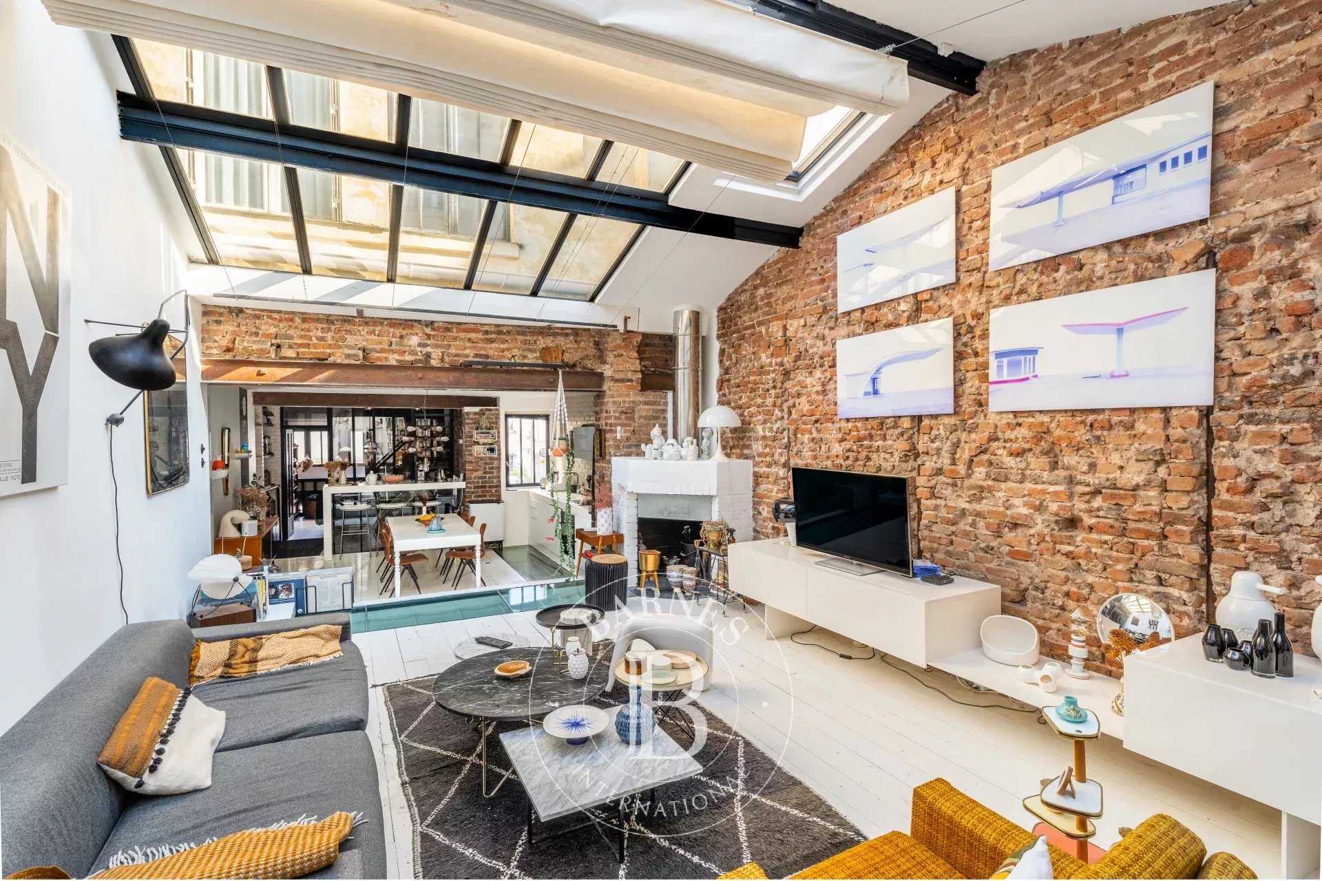 Paris  - Apartment 4 Bedrooms