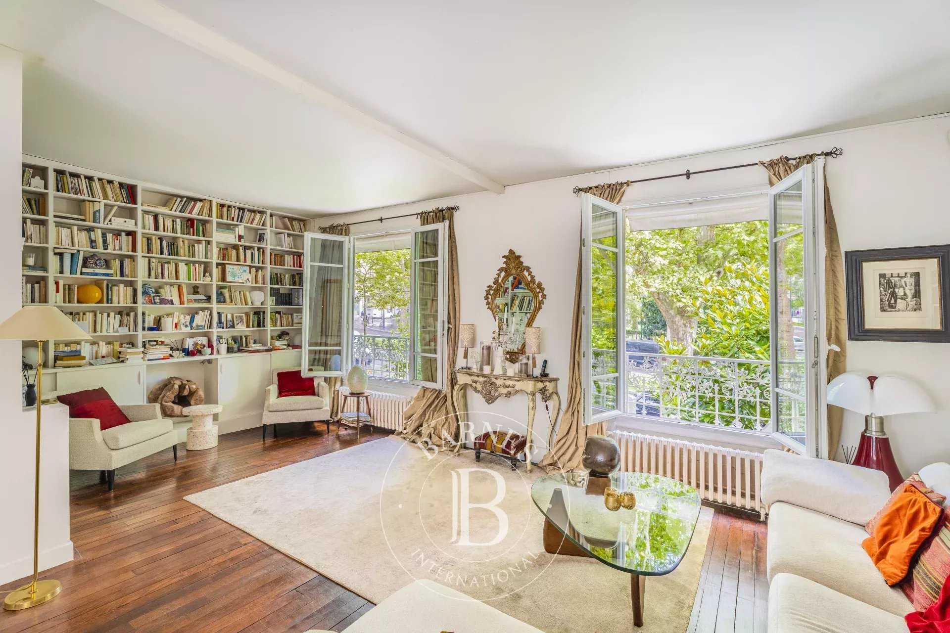 House Paris 75020  -  ref 86116372 (picture 1)