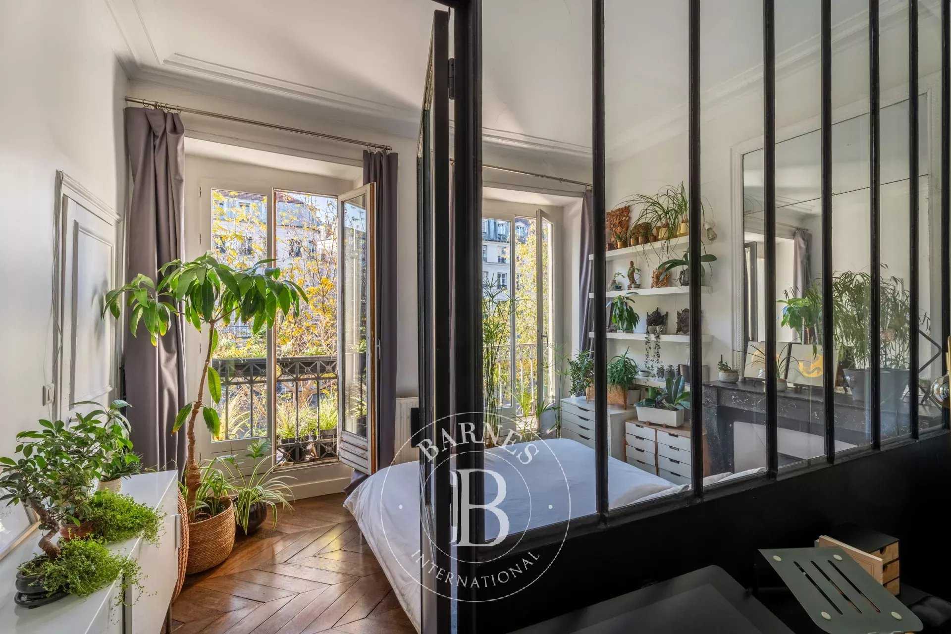 Apartment Paris 75011  -  ref 85465774 (picture 2)