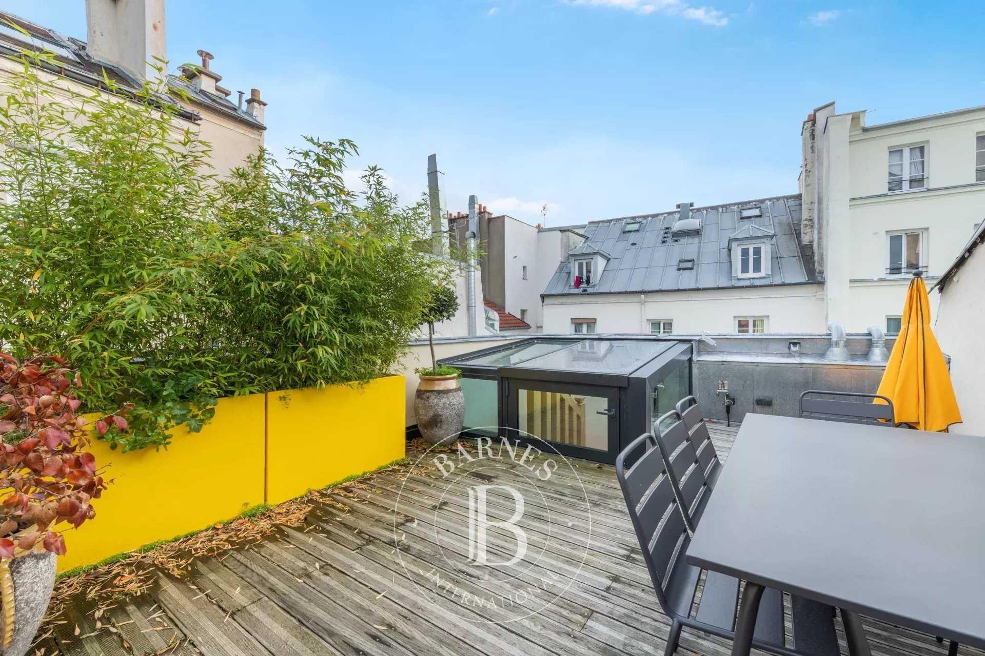 Apartment Paris 75011  -  ref 85457882 (picture 1)