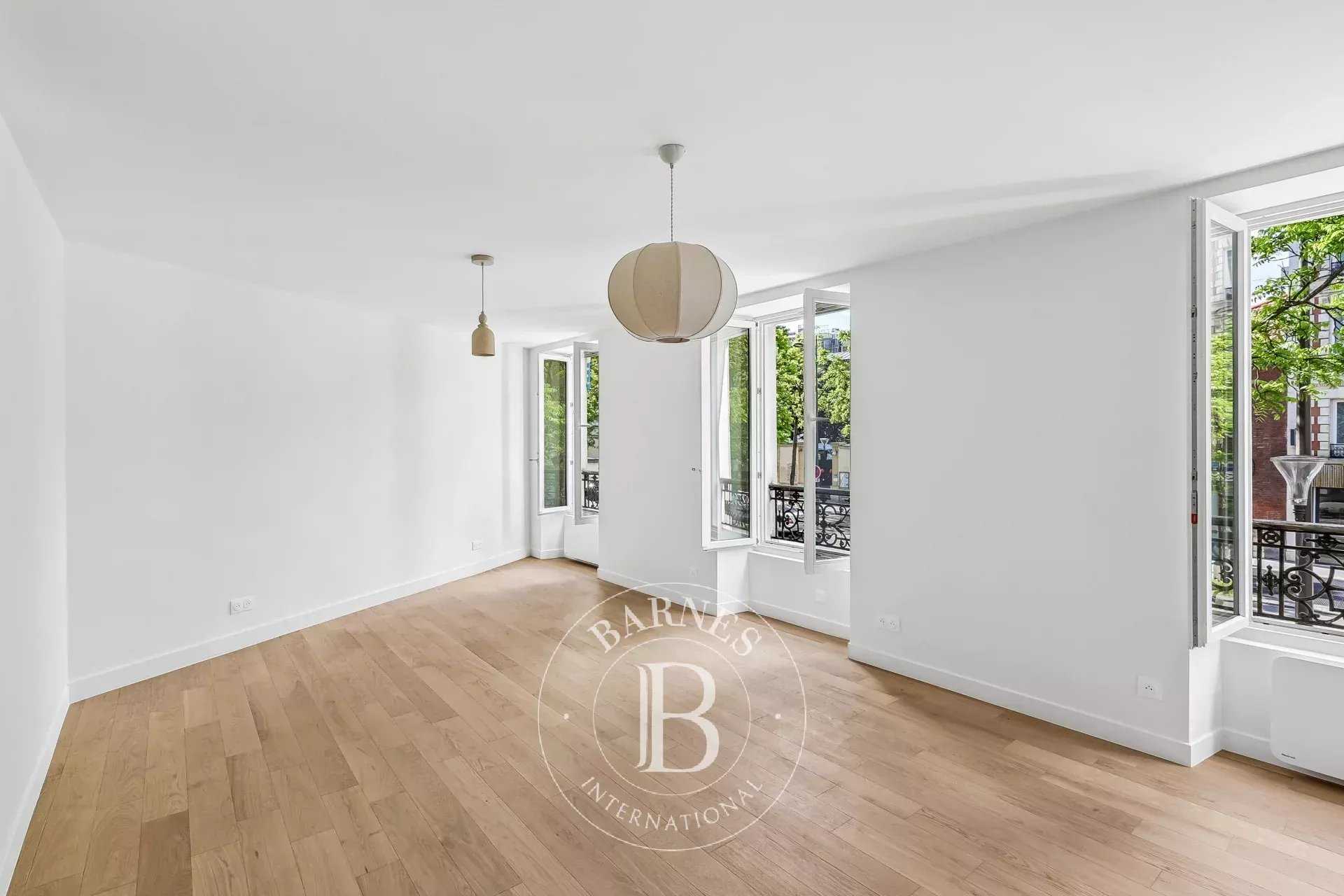 Apartment Paris 75011  -  ref 87048709 (picture 2)