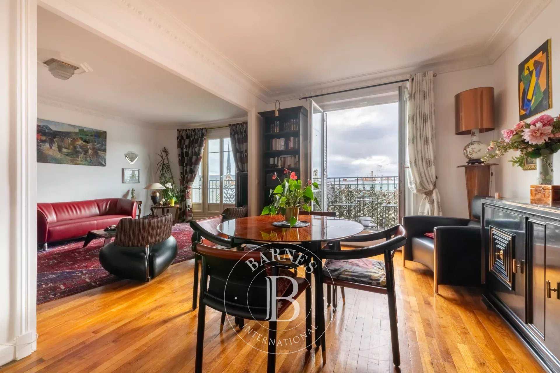 Apartment Paris 75011  -  ref 83533275 (picture 1)