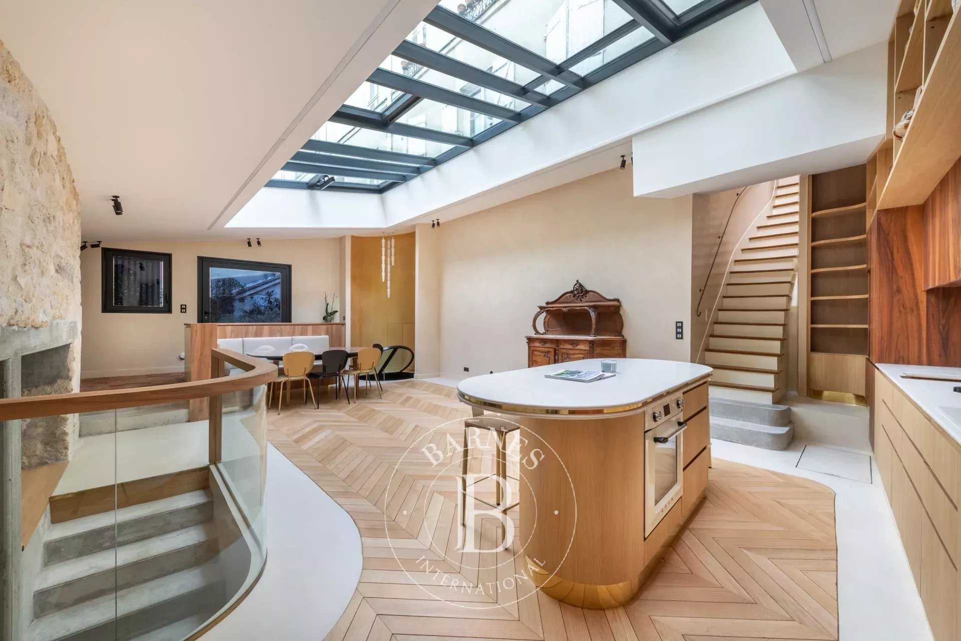 Apartment Paris 75011  -  ref 85457882 (picture 2)