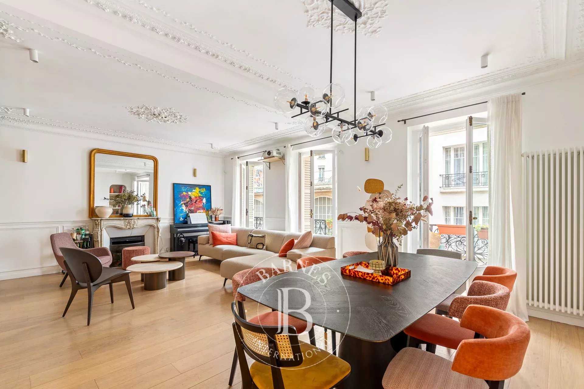 Apartment Paris 75011  -  ref 85703787 (picture 1)