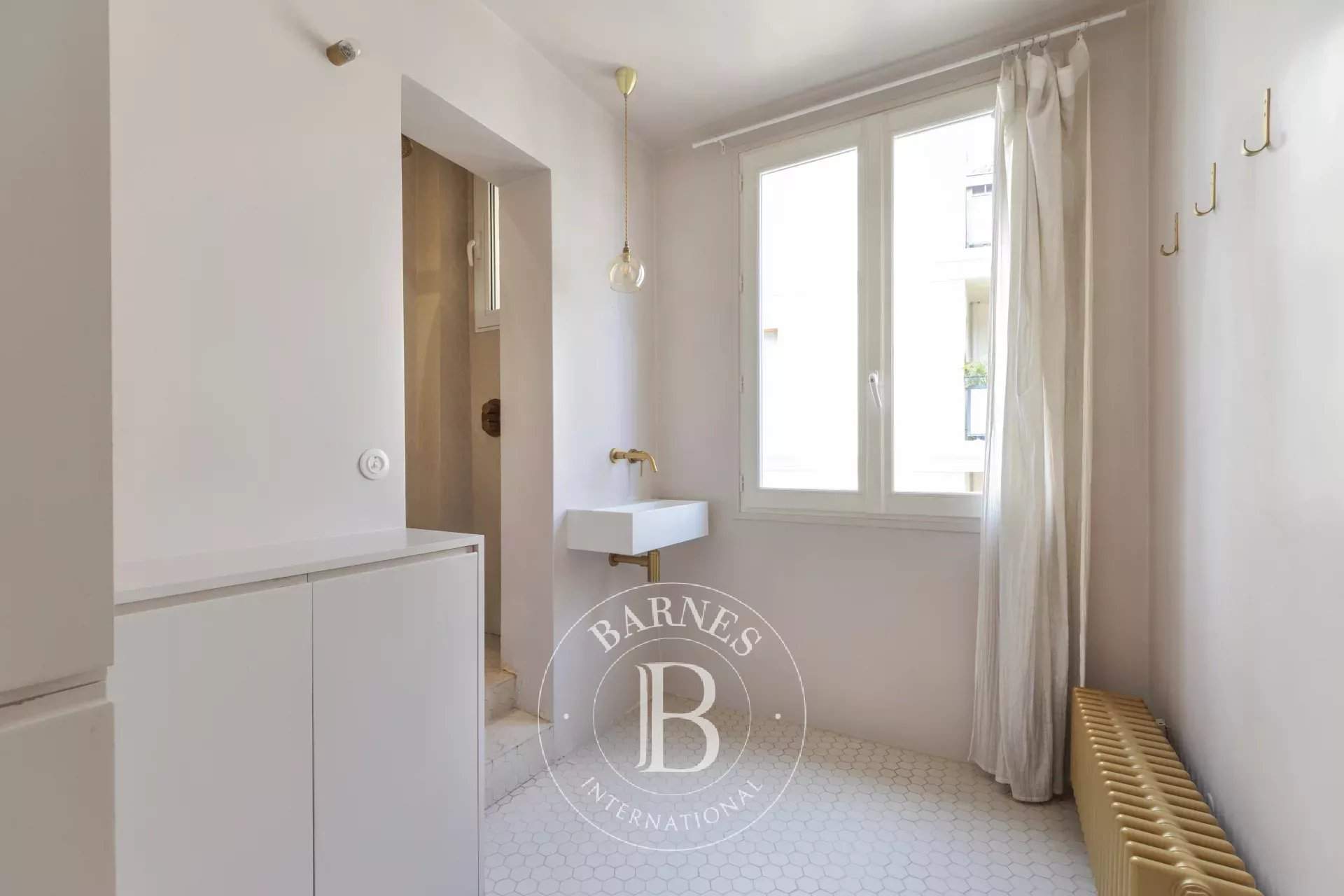 Paris  - Apartment 2 Bedrooms - picture 9