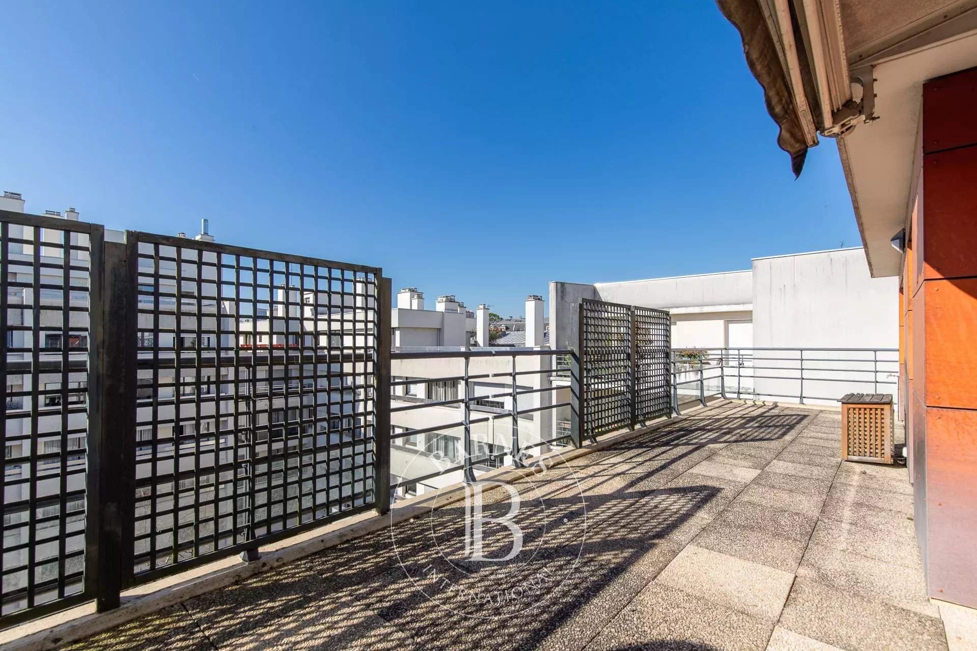 Paris  - Apartment 3 Bedrooms - picture 3