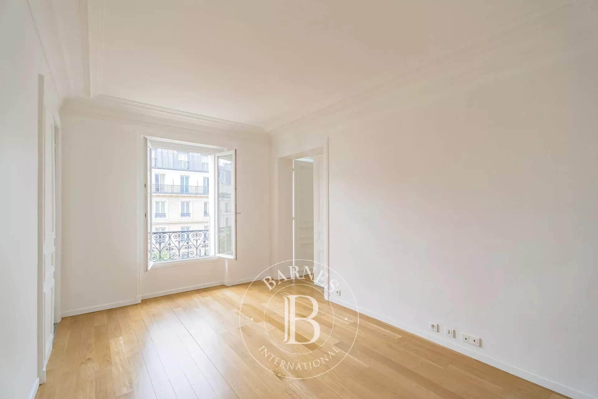 Paris  - Appartement 5 Pièces 4 Chambres - picture 5