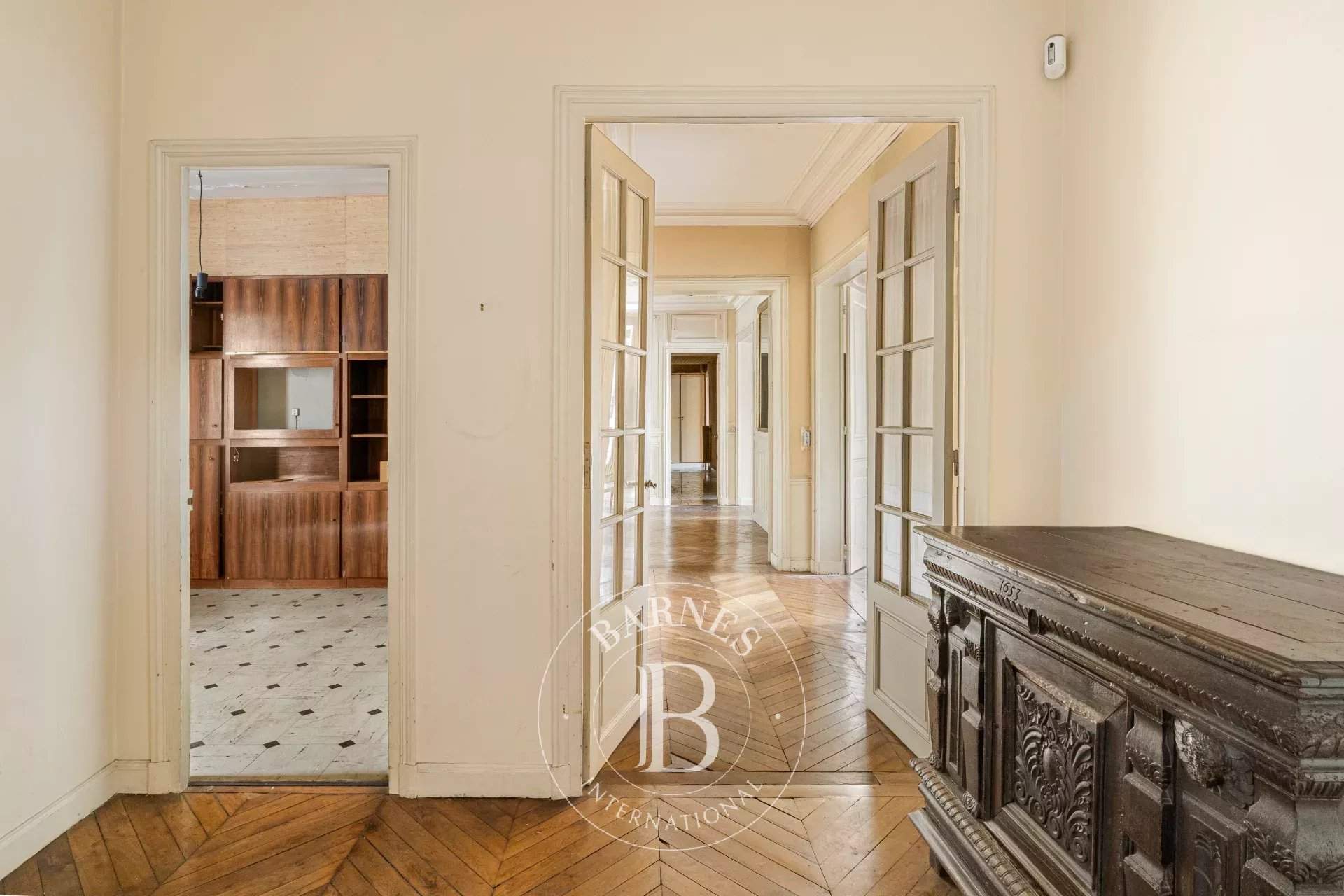 Paris  - Apartment 5 Bedrooms - picture 14